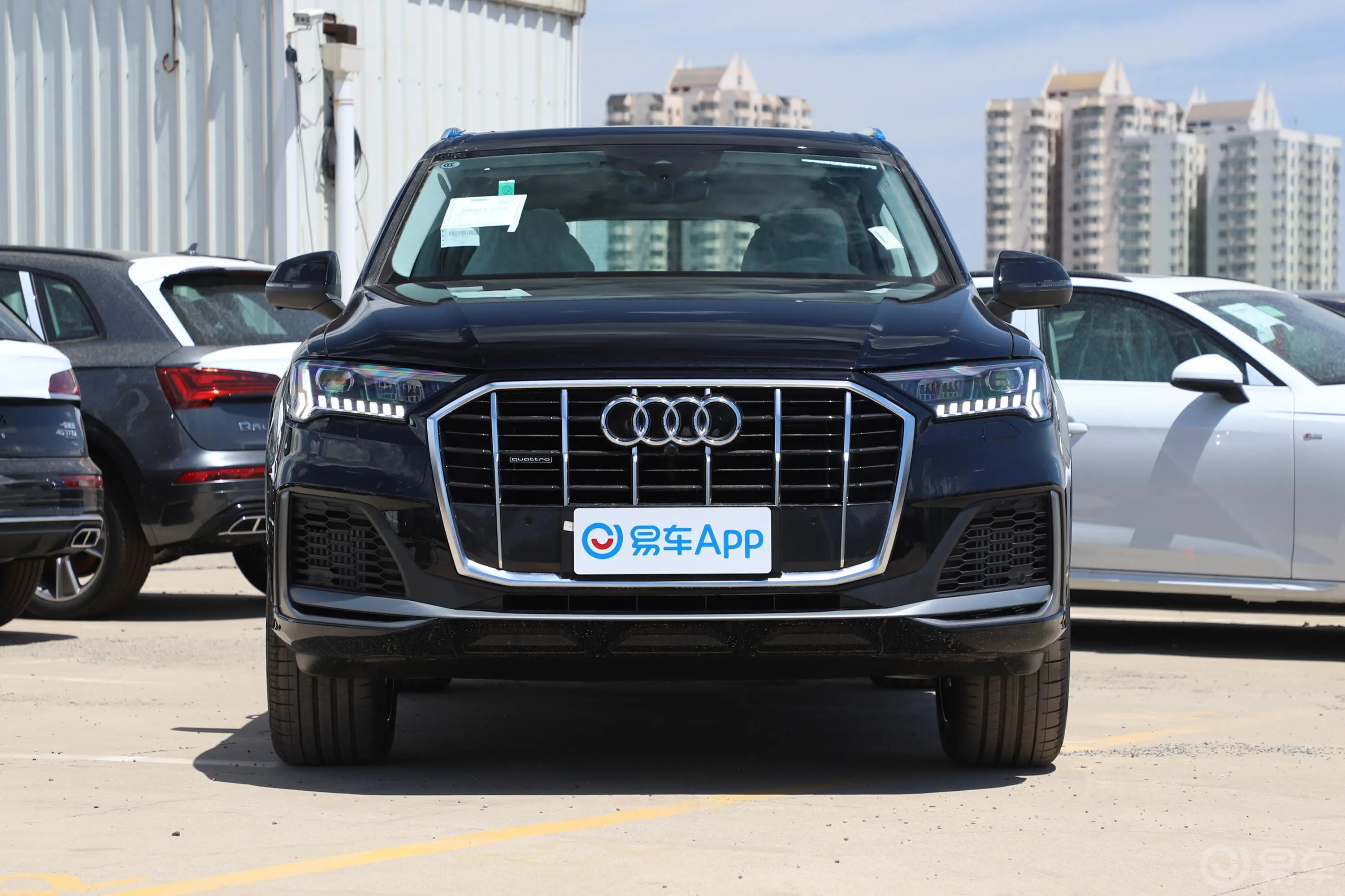 奥迪Q755 TFSI quattro S line 运动型正前水平