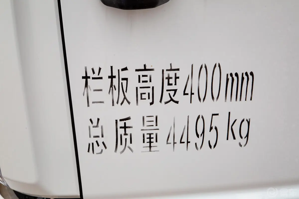 帅铃Q3Q3 锐捷特 2.2L 129马力 轴距2850单排栏板轻 柴油 国VI外观