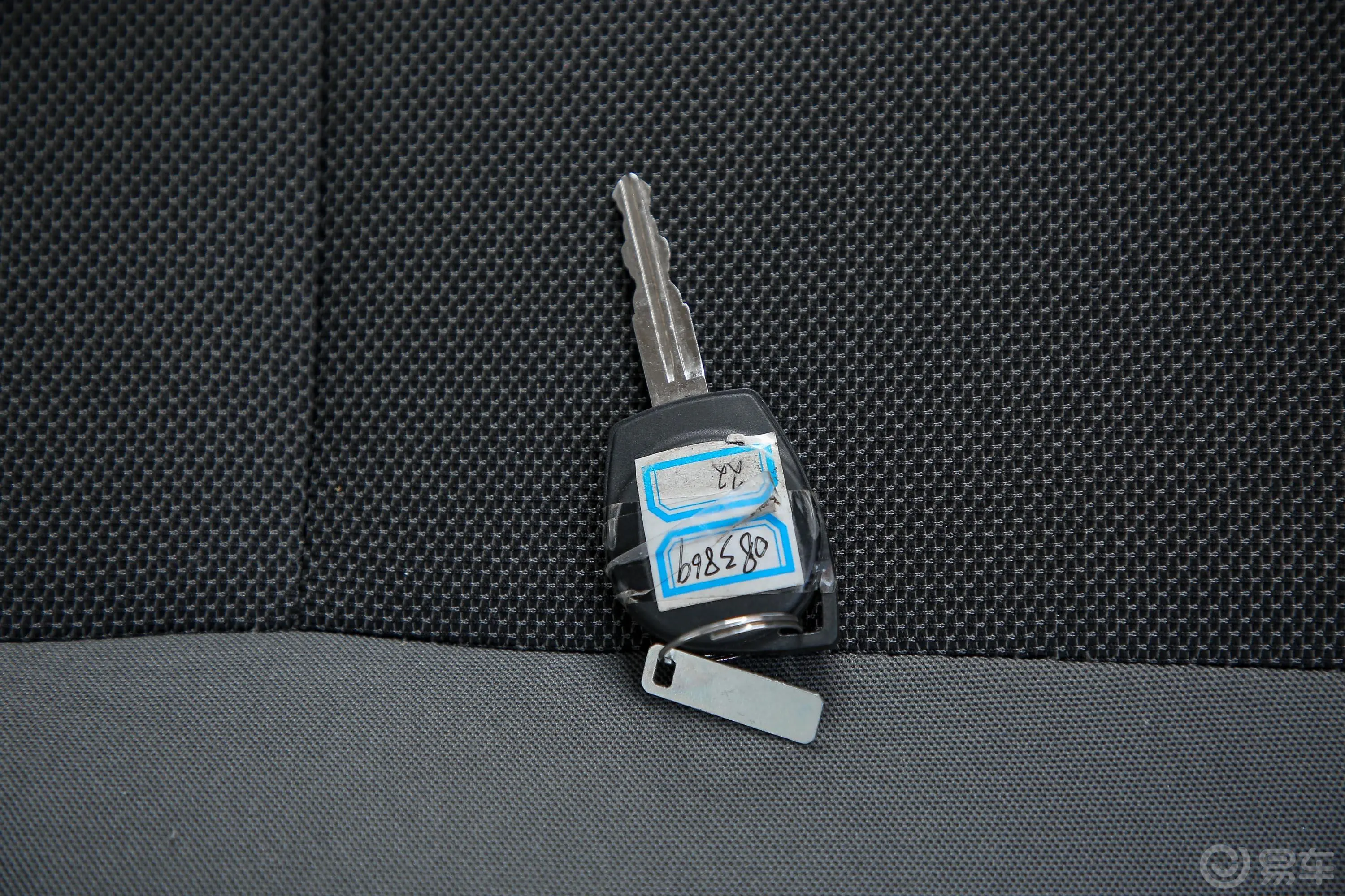 优劲T521.5L 双排普货 标准型DAM15KR钥匙正面