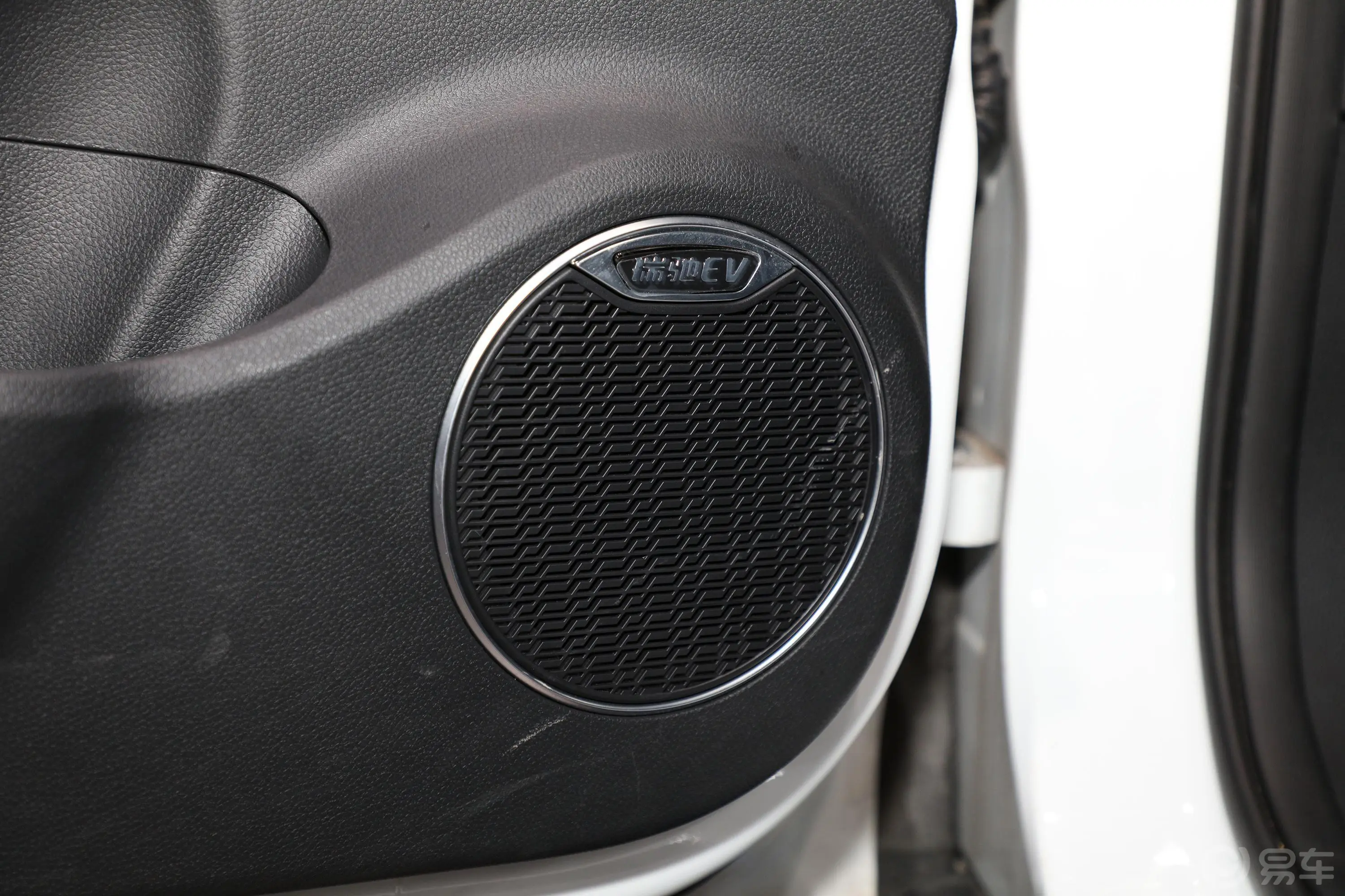 瑞驰新能源S513智豪II型音响和品牌