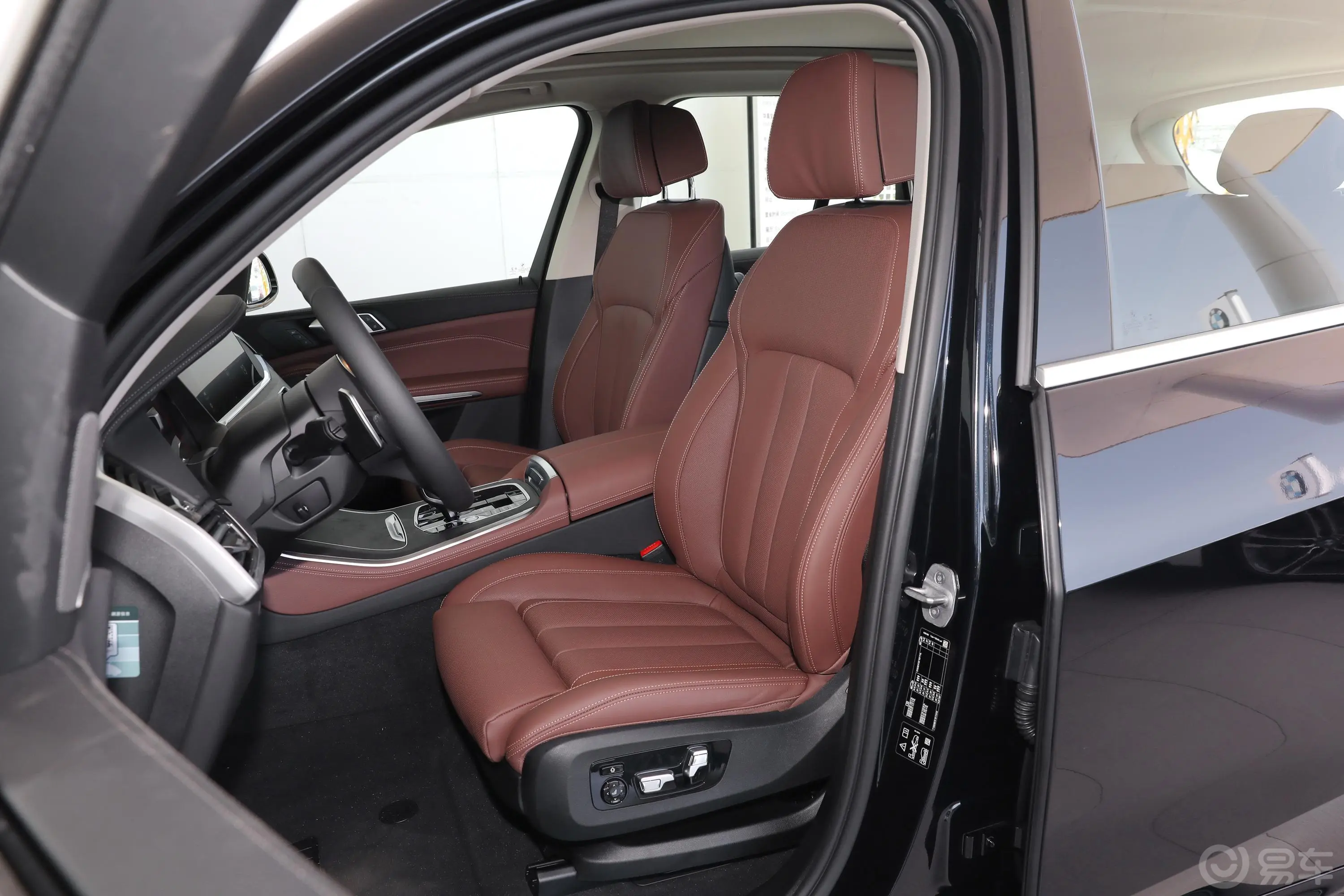 宝马X5(进口)改款 xDrive40i 尊享型 M运动套装驾驶员座椅