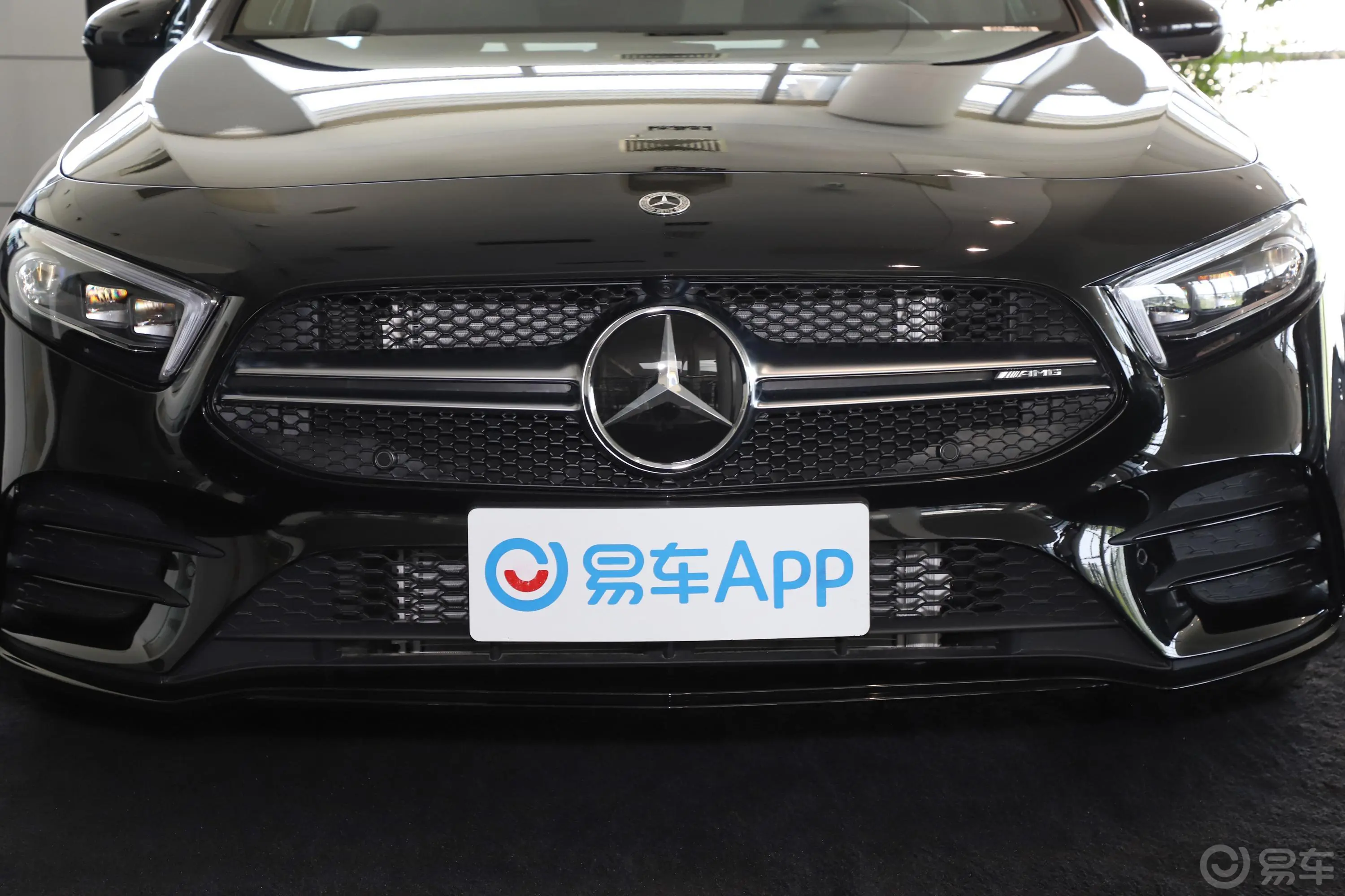 奔驰A级 AMG(进口)AMG A 35 4MATIC外观