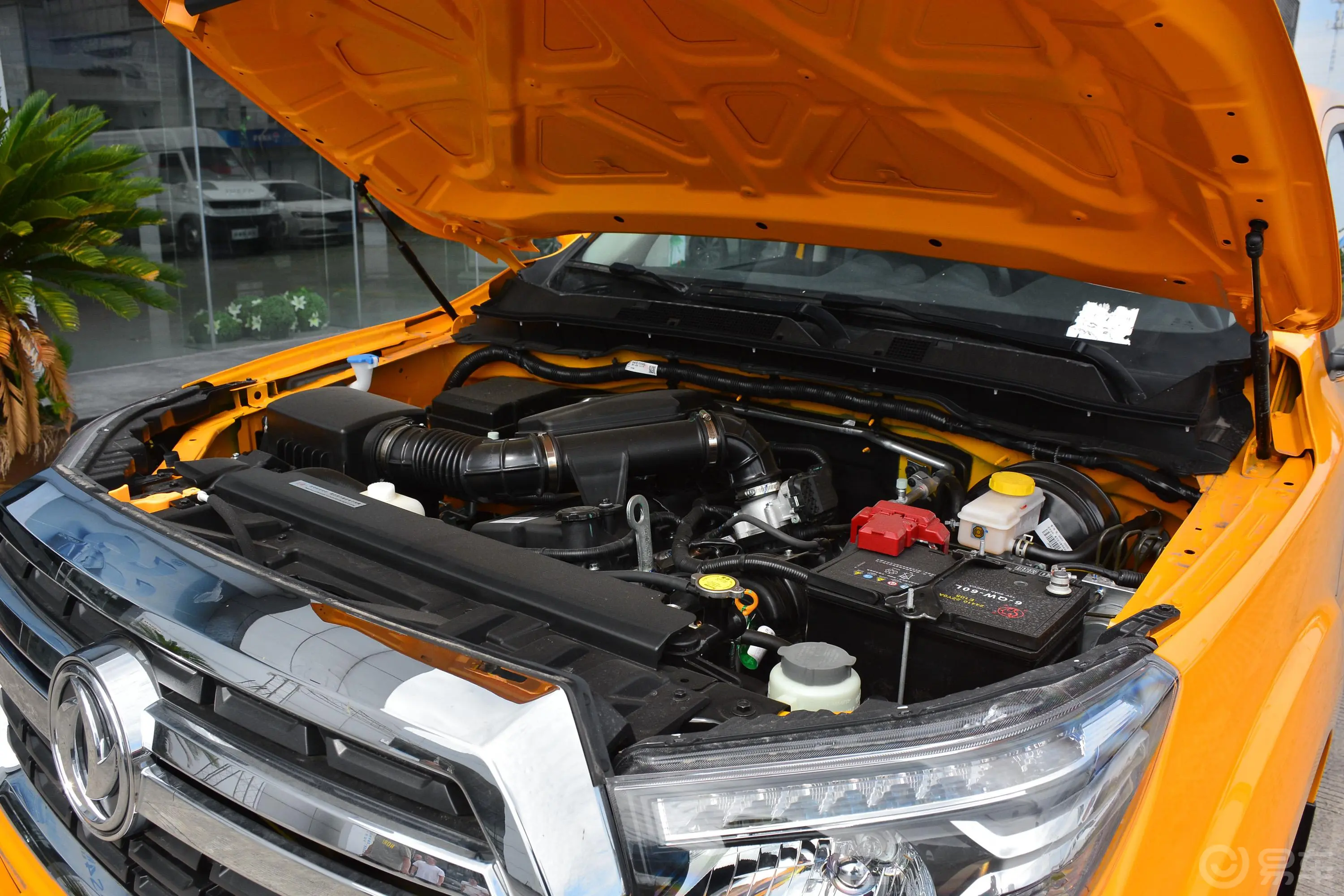 锐骐62.4L 手动两驱长货箱标准版 汽油动力底盘