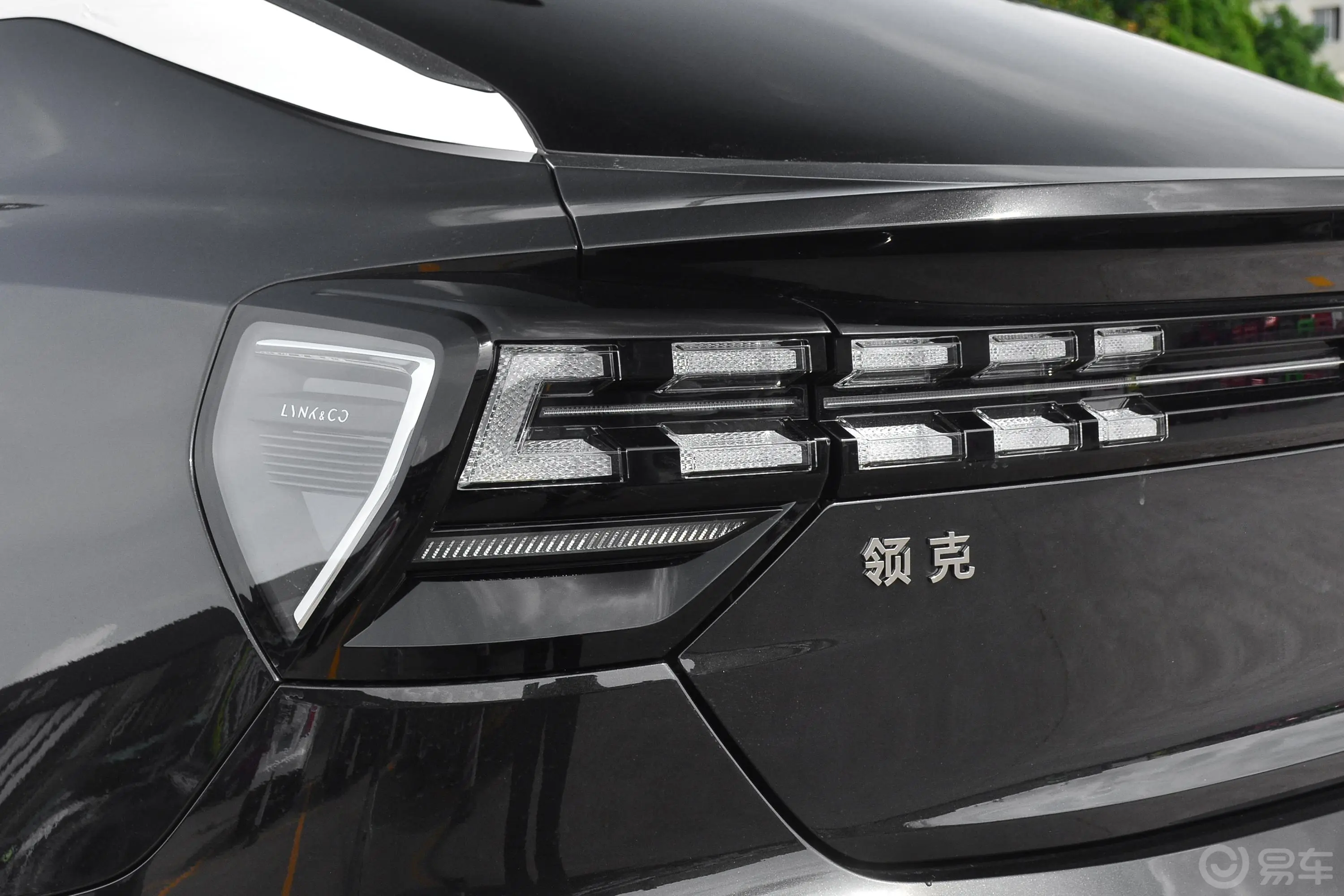 领克05 PHEV1.5T Halo外观灯组