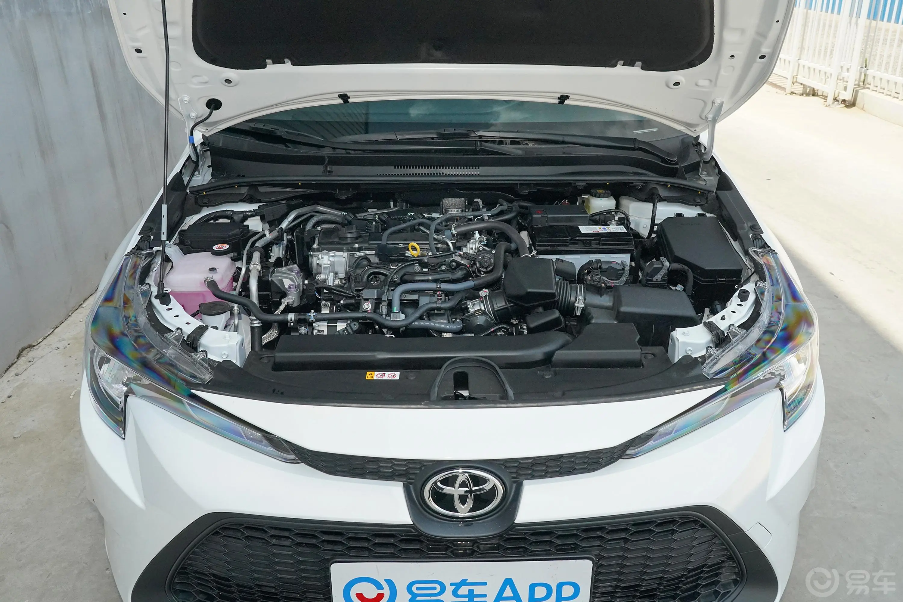 雷凌1.5L CVT 进取版外观