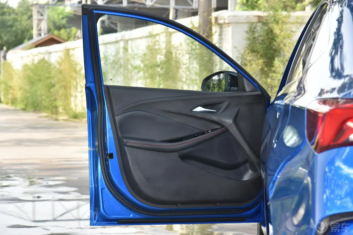 威朗Pro GS 1.5T 疾风版驾驶员侧前车门
