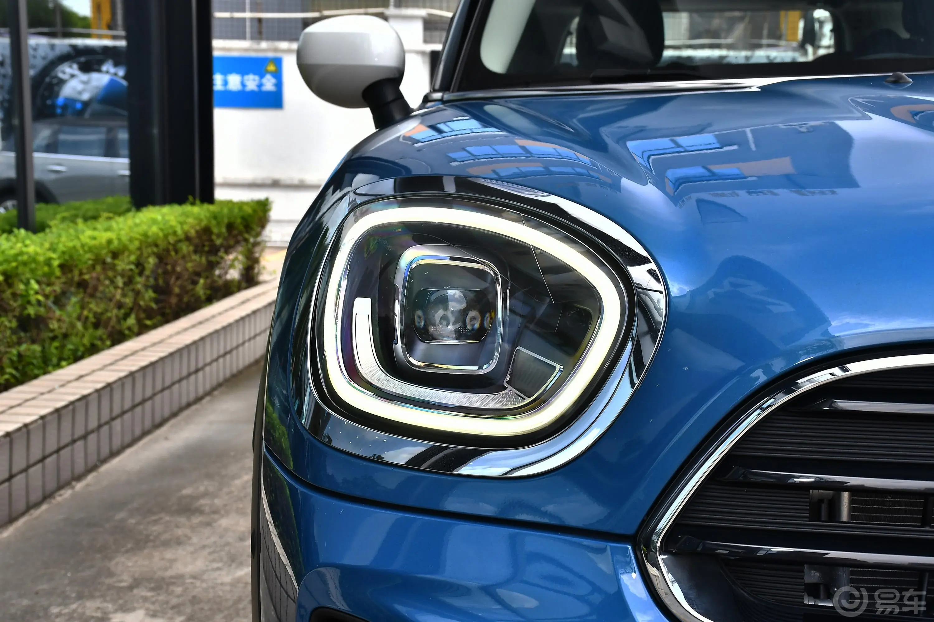 MINI COUNTRYMAN1.5T COOPER 鉴赏家外观