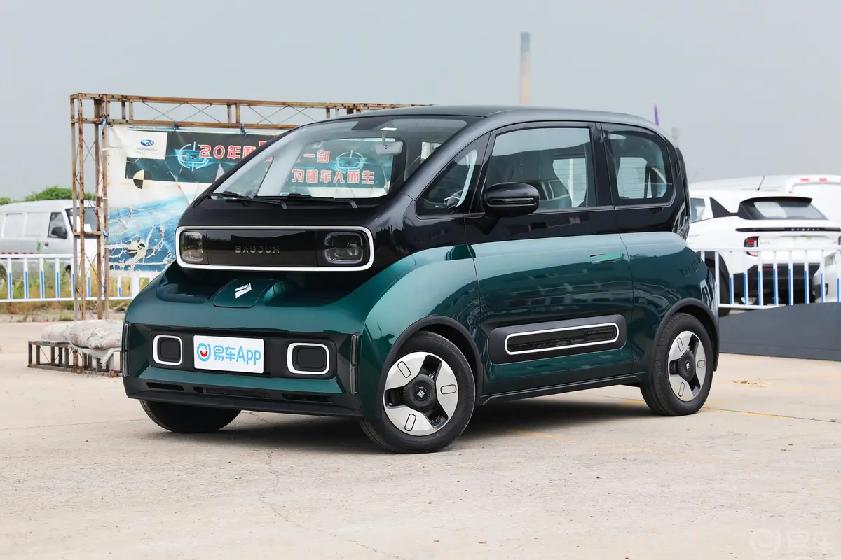 宝骏KiWi EV305km 艺术家 多氟多新能源31.9kWh三元锂外观