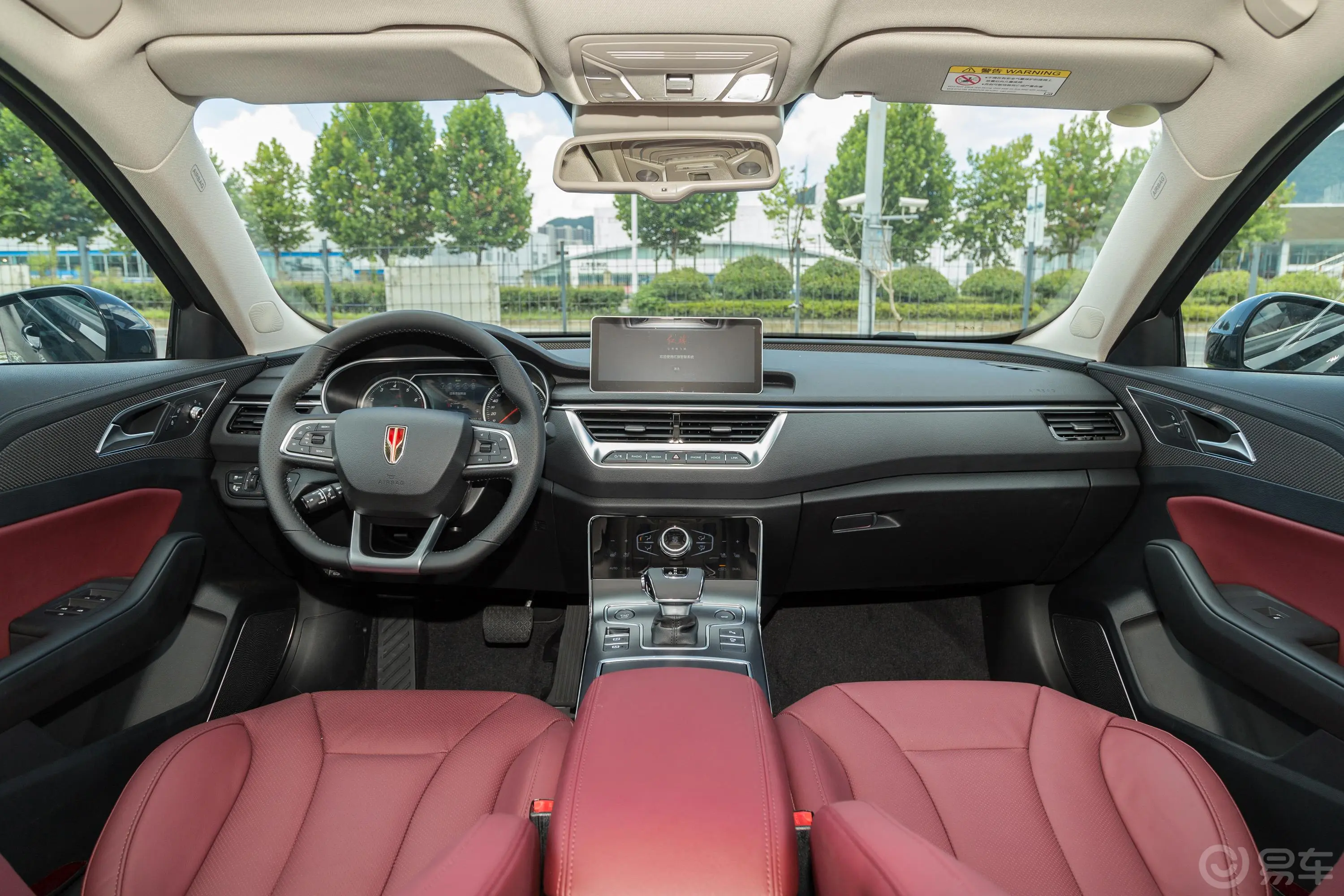 红旗H5经典经典款 1.8T 自动智联旗畅版主驾驶位