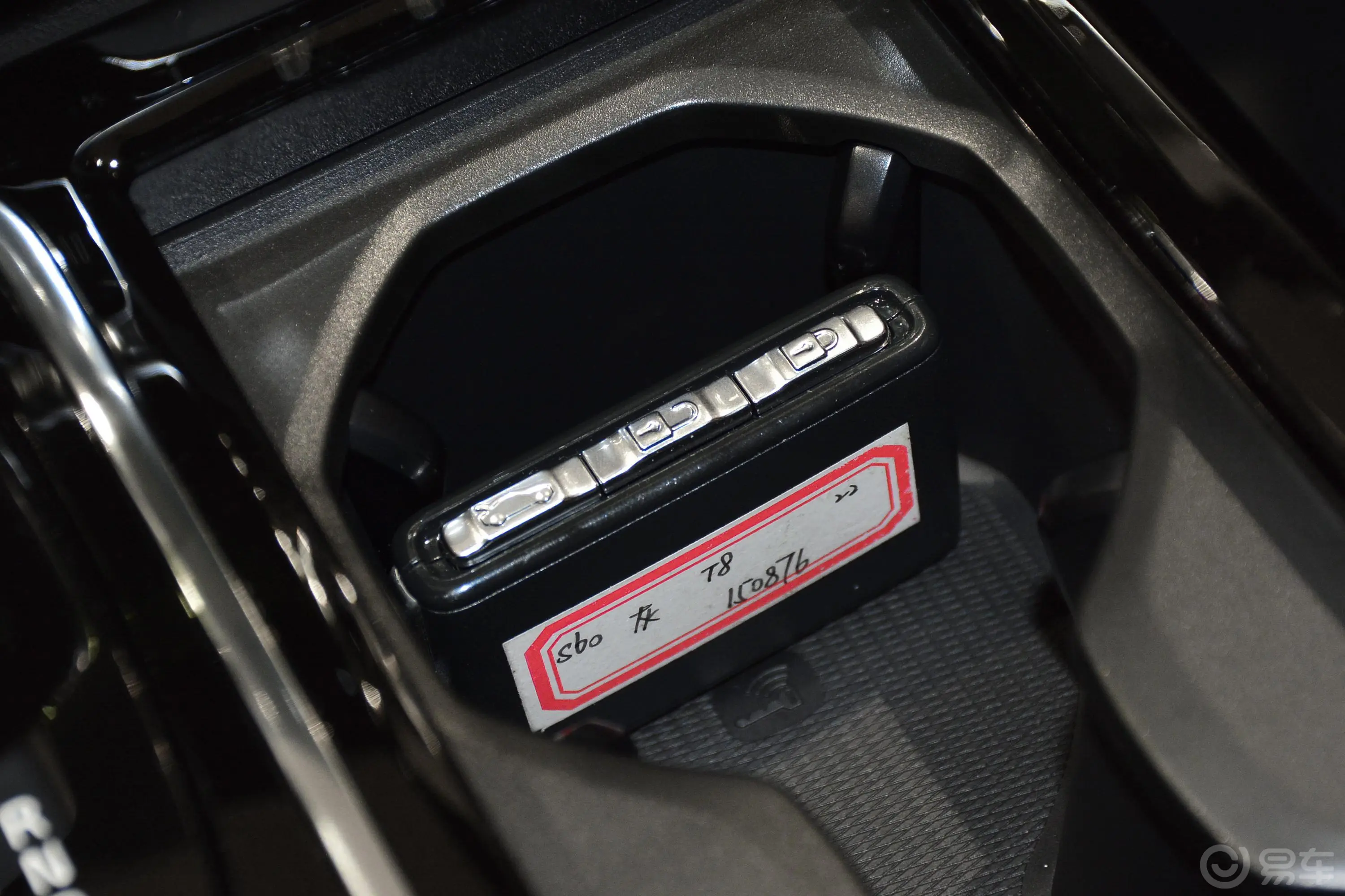 沃尔沃S60新能源T8 四驱智雅运动版内饰