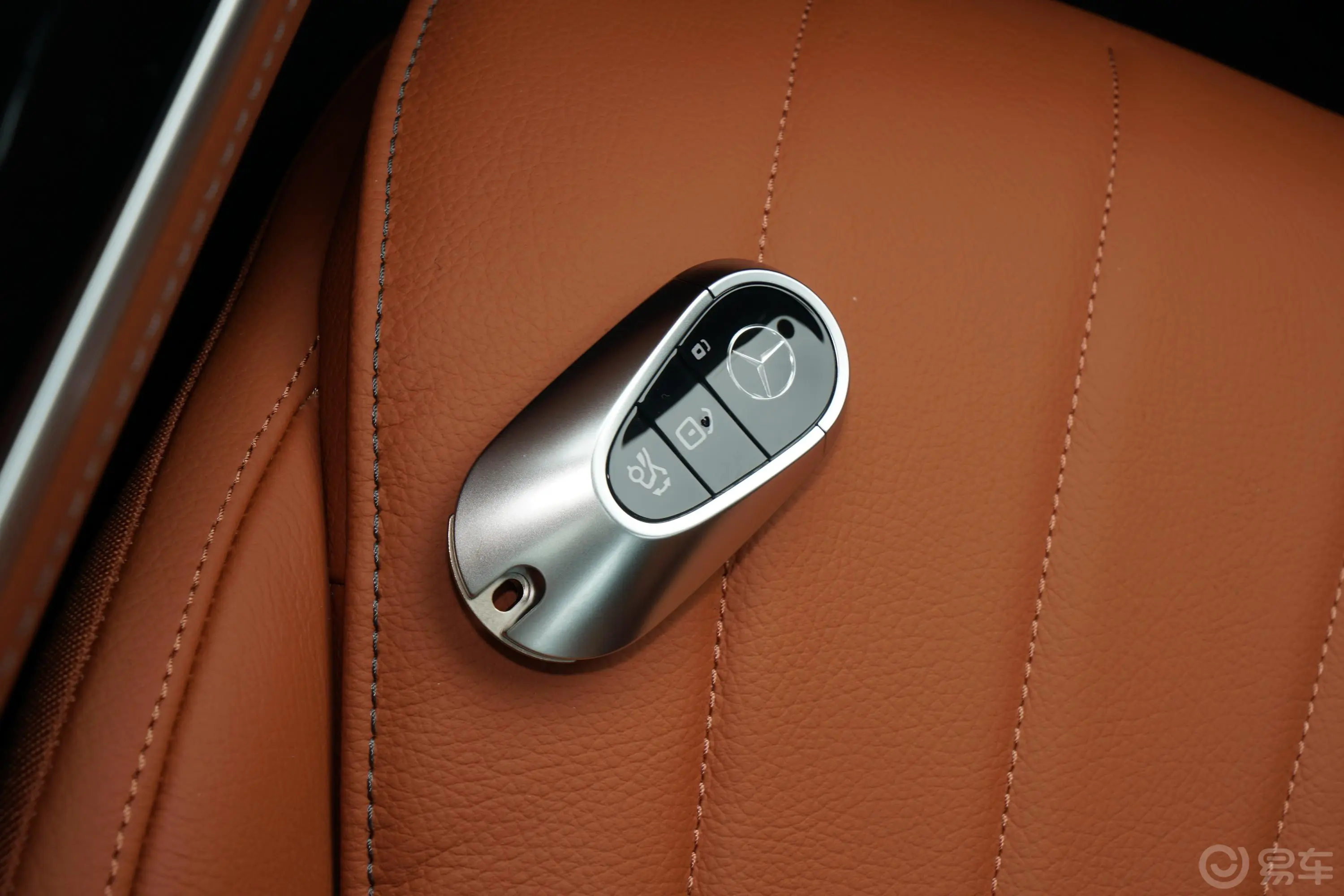 奔驰S级改款 S 400 L 商务型钥匙正面