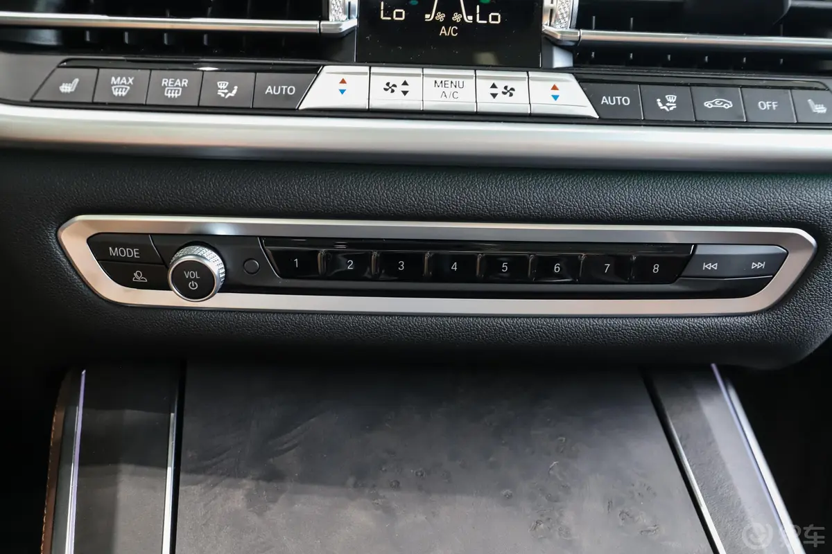 宝马X5(进口)改款 xDrive30i X设计套装音响