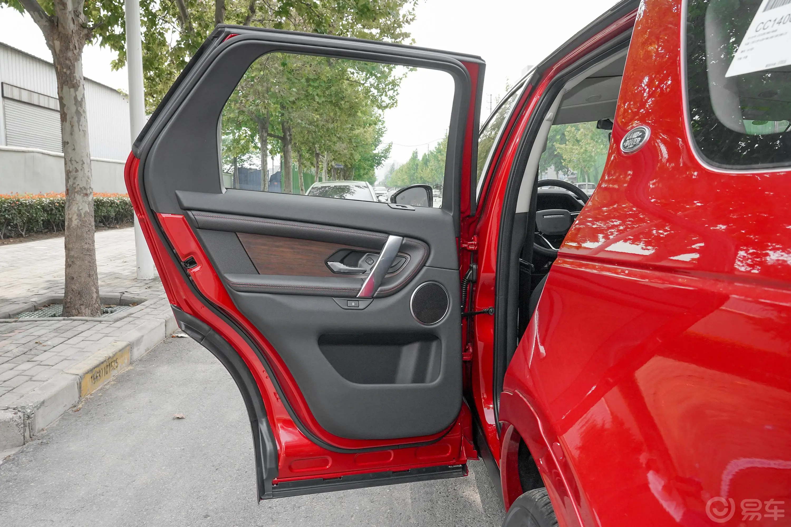 发现运动249PS R-Dynamic SE 性能科技版 5座驾驶员侧后车门