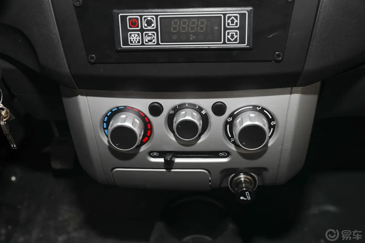 瑞驰新能源EC31冷藏车 38.7kWh空调