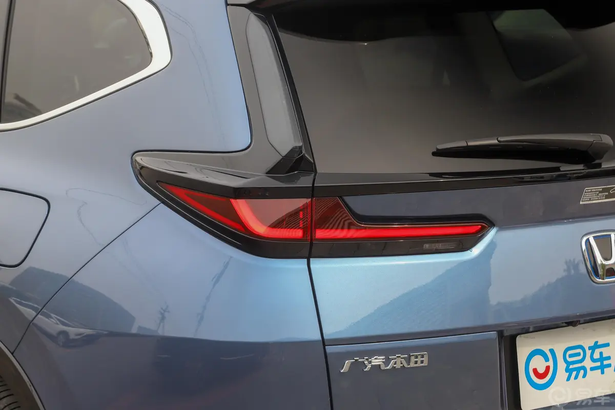 皓影 e:PHEV2.0L 65km 尊享版尾灯侧45度俯拍