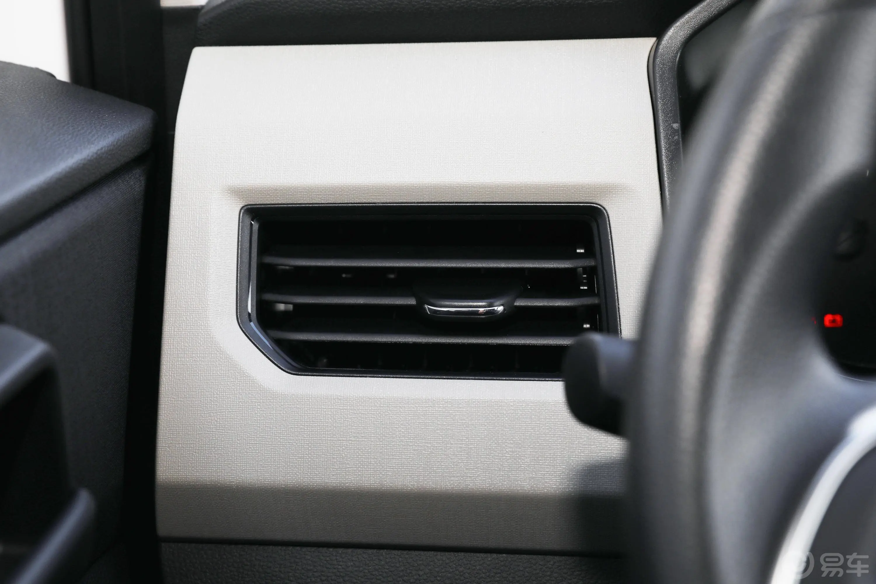 五菱征程1.5T 舒适型封窗车主驾驶位