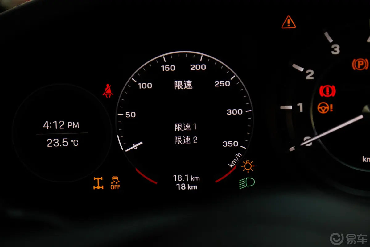 保时捷911Turbo S 3.7T内饰