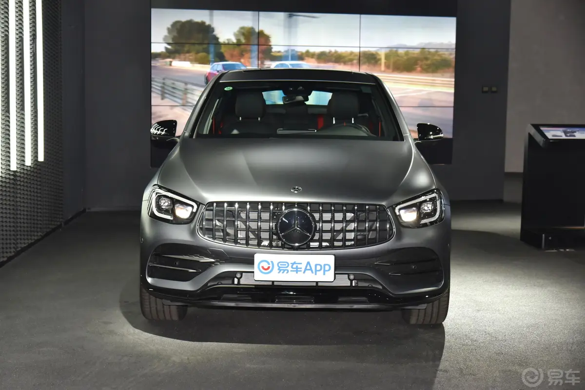 奔驰GLC轿跑 AMGAMG GLC 43 4MATIC 轿跑SUV外观