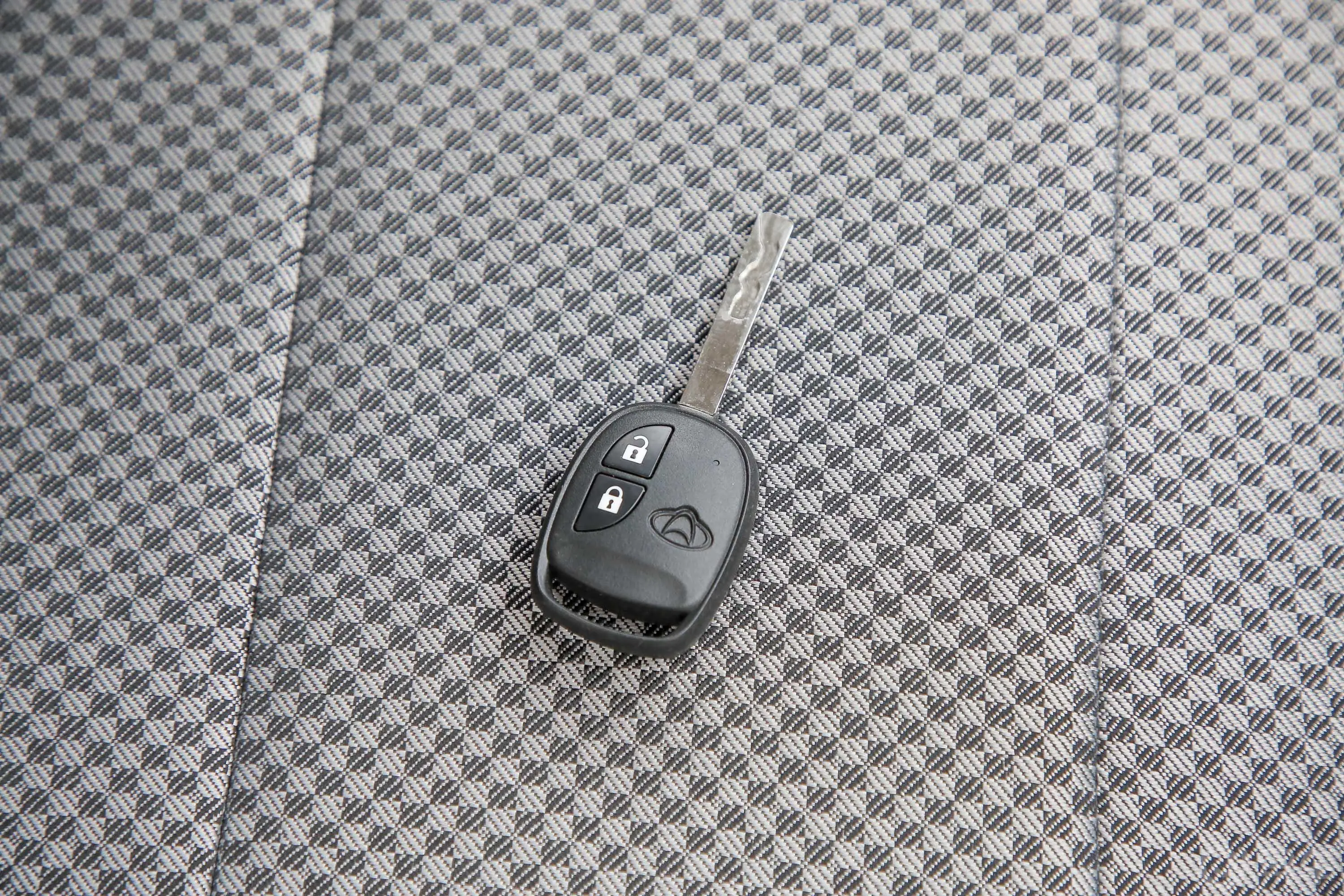 欧诺S欧诺S 1.5L 客车智享版(无空调)钥匙正面