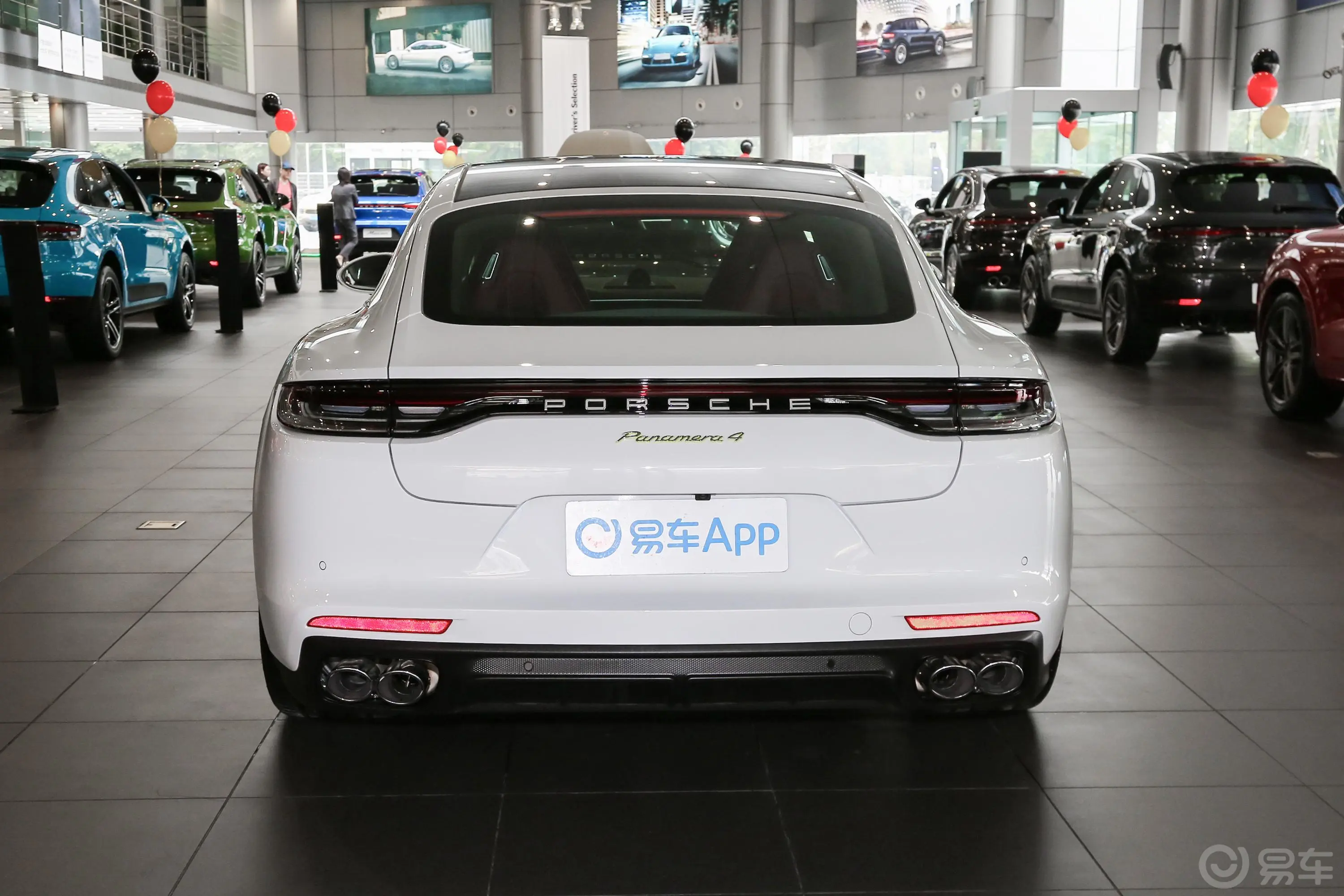 Panamera E-HybridPanamera 4 E-Hybrid 行政加长版 2.9T外观