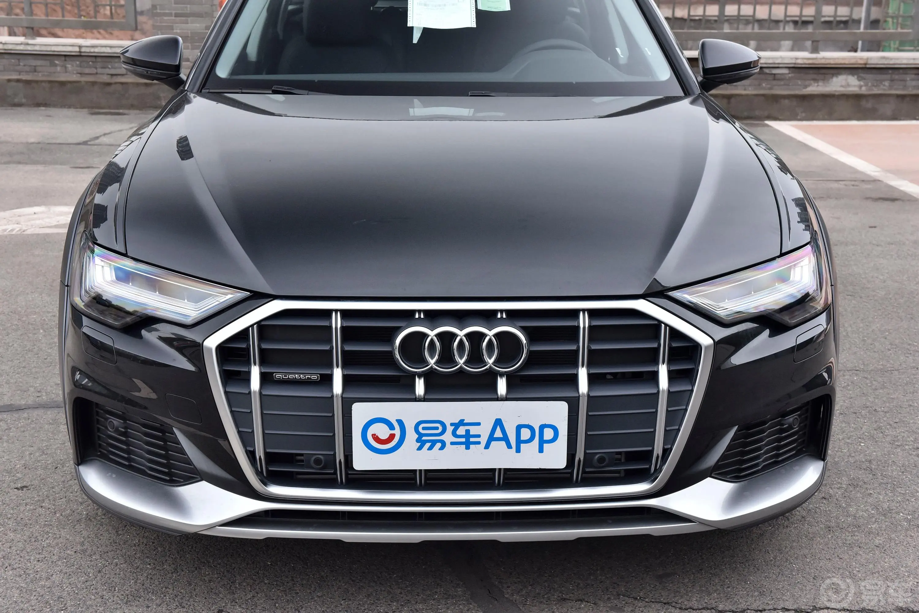 奥迪A6Allroad quattro 探索家 55 TFSI 尊享越野型外观