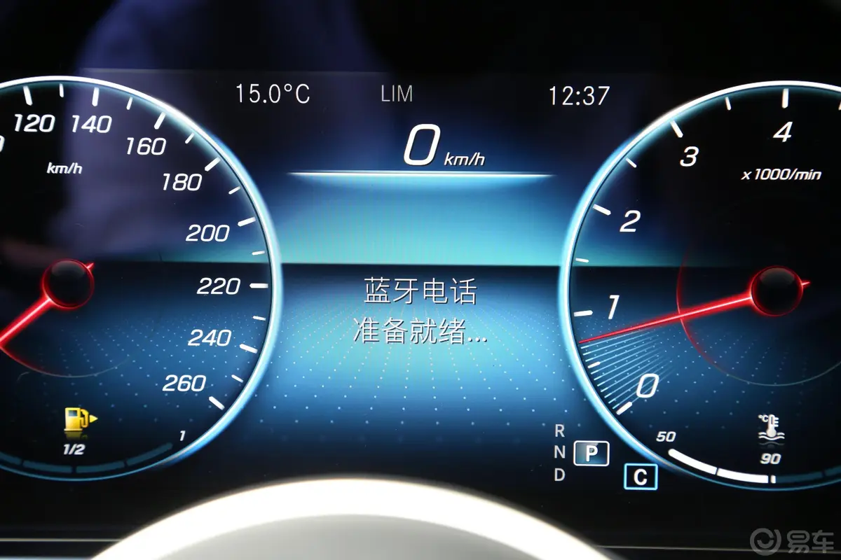 奔驰CLS级改款 CLS 300 动感型内饰