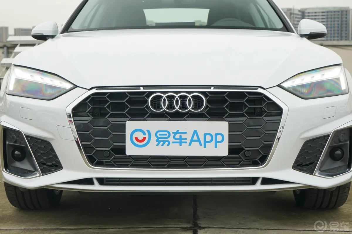 奥迪A5Coupe 40 TFSI 时尚动感型外观