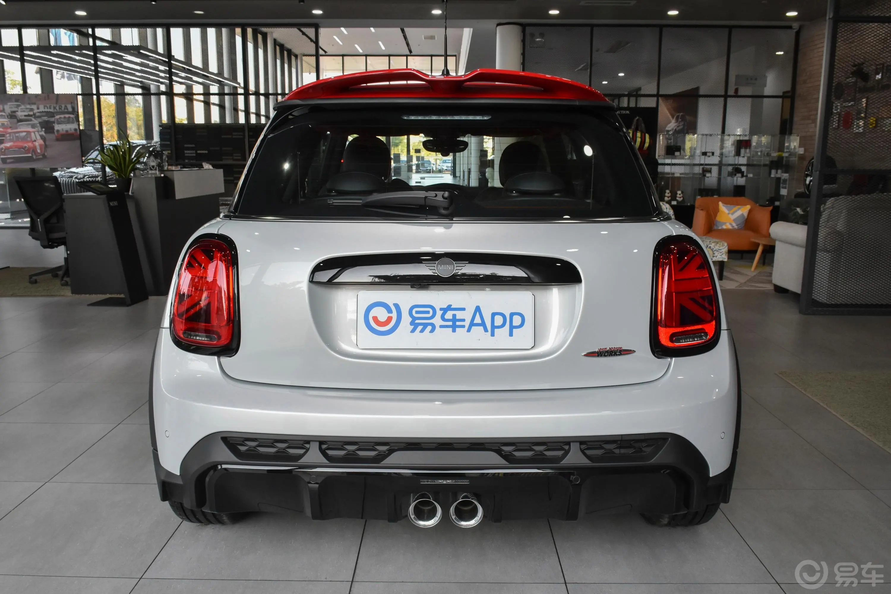 MINI JCW改款 2.0T JOHN COOPER WORKS ALL-IN正后水平