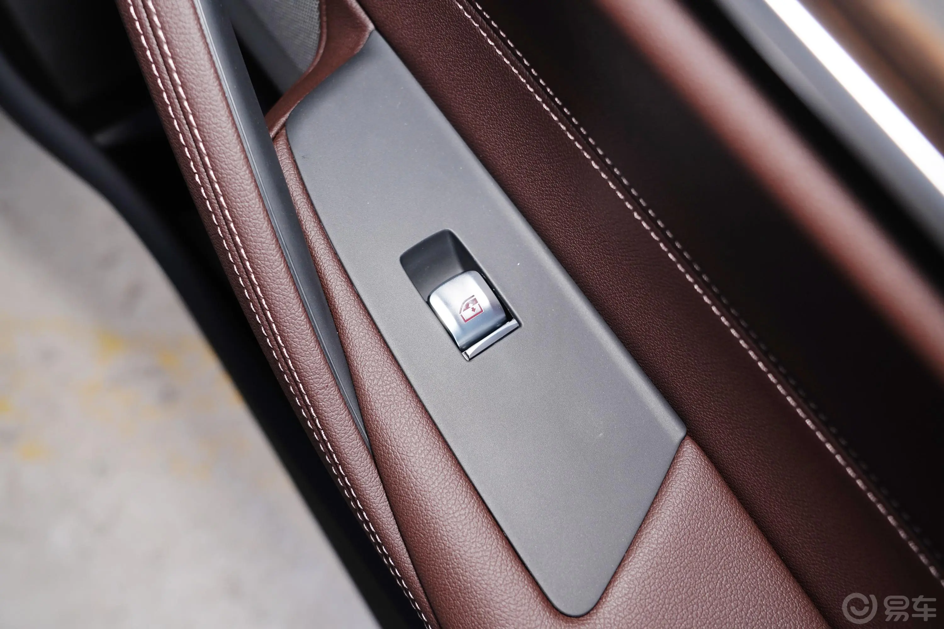 宝马5系改款 530Li xDrive 豪华套装内饰