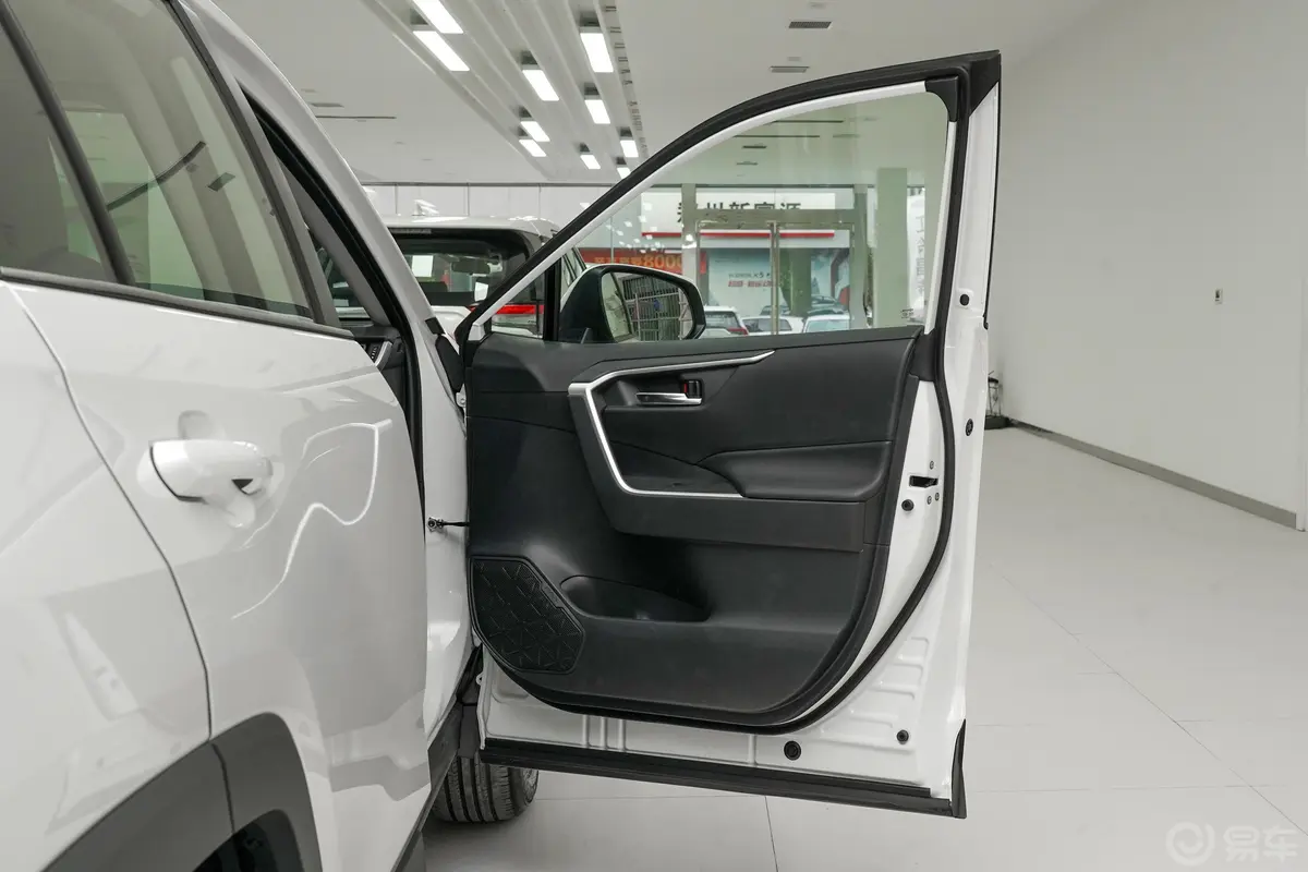 RAV4荣放改款 双擎 2.5L E-CVT 两驱 精英版副驾驶员车门