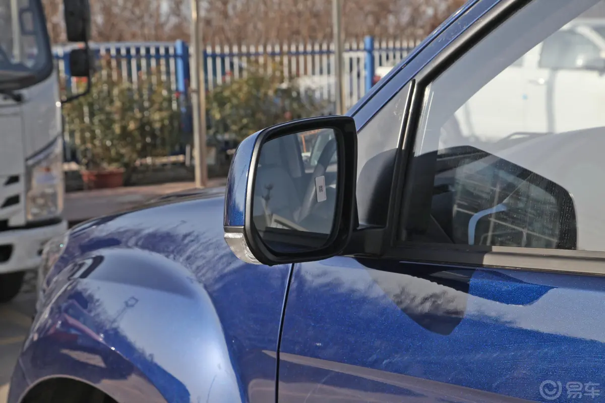 瑞迈2.8T 四驱长轴舒适版 柴油后视镜镜面