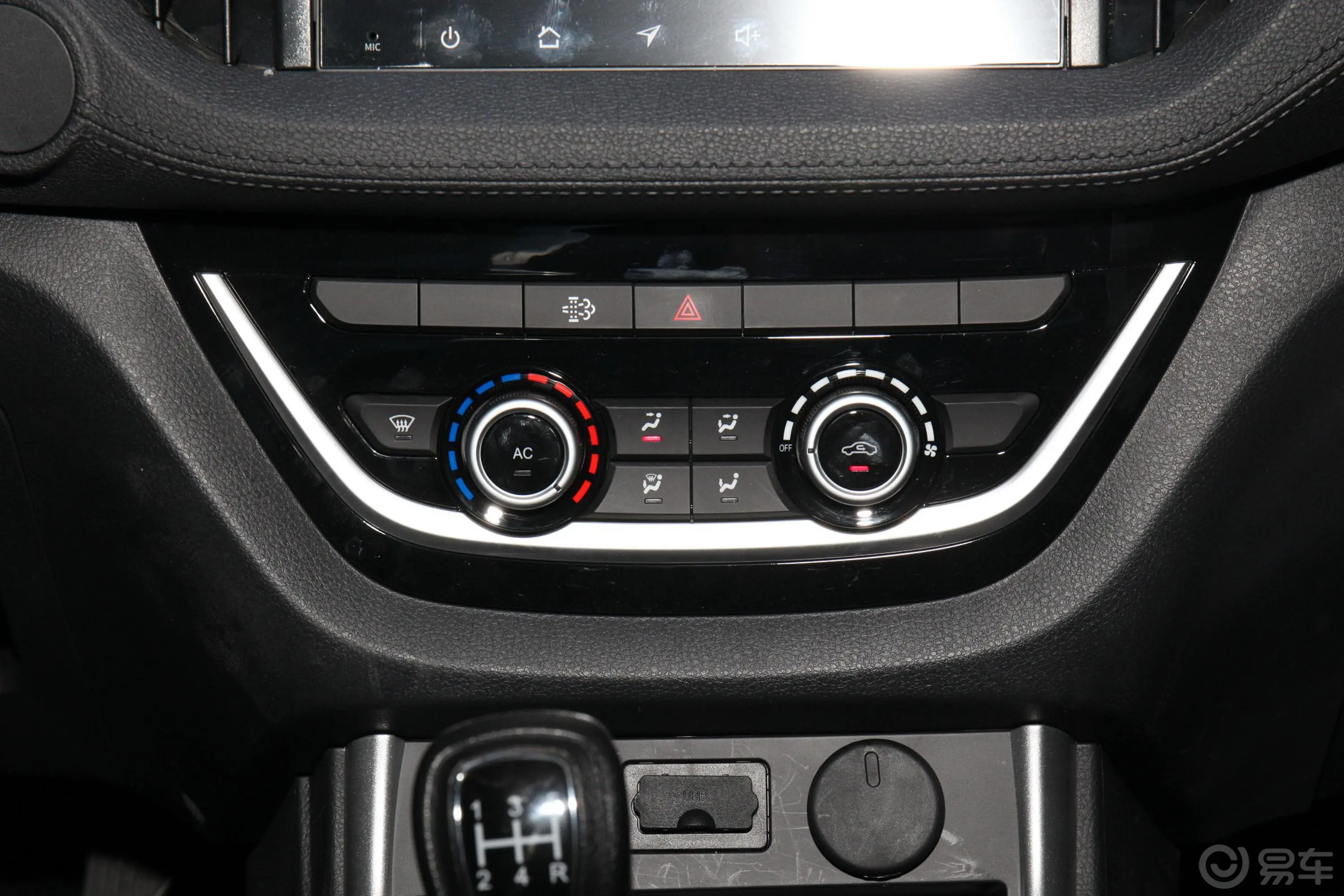 瑞迈2.8T 两驱标轴舒享版 柴油空调