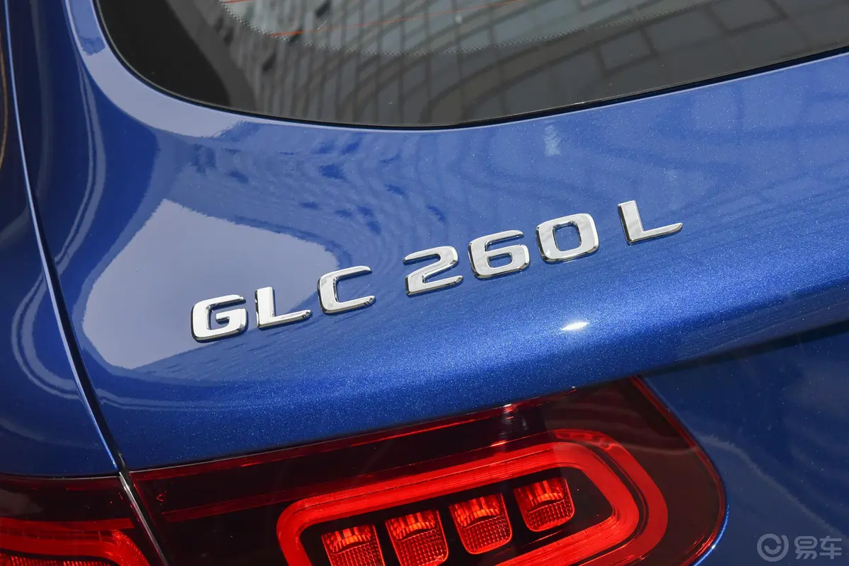 奔驰GLC改款 GLC 260 L 4MATIC 动感型外观