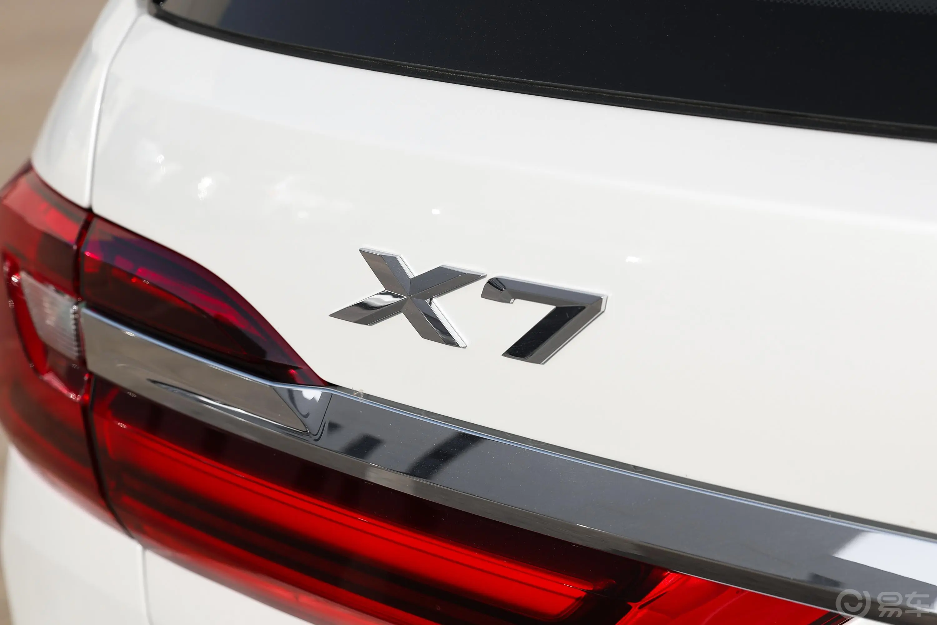 宝马X7改款 xDrive40i 尊享型 豪华套装外观
