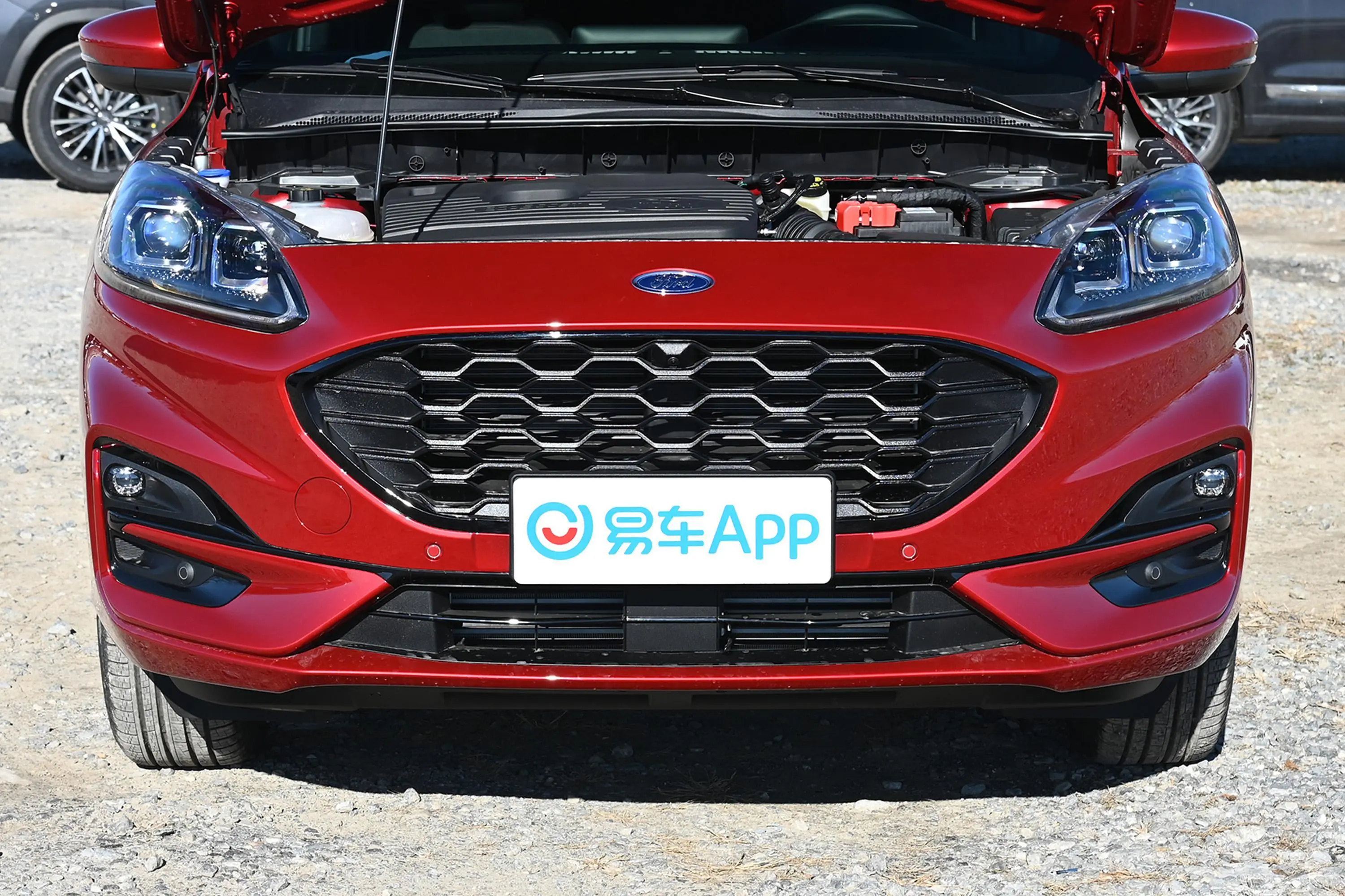 锐际EcoBoost 245 四驱纵享款 ST-LINE发动机舱整体