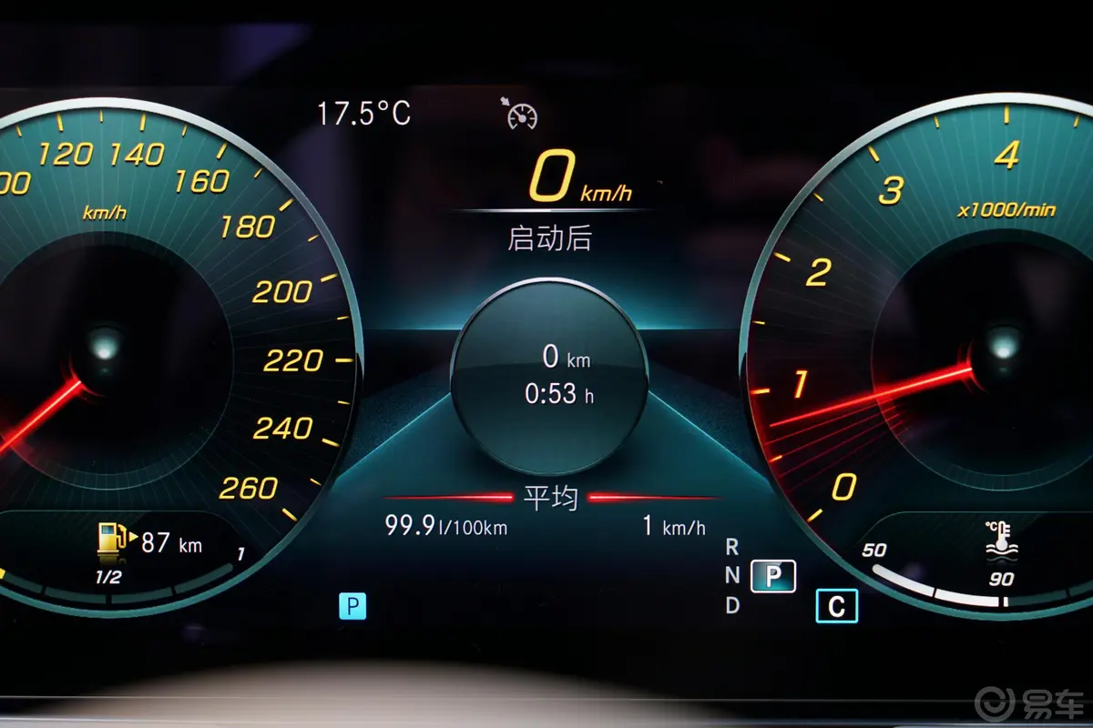 奔驰E级(进口)改款 E 260 4MATIC 敞篷轿跑车内饰