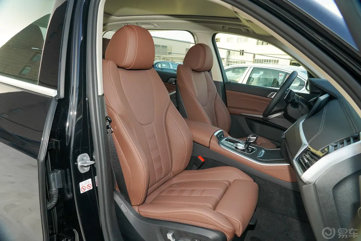 宝马X5(进口)xDrive40i M运动套装副驾驶座椅
