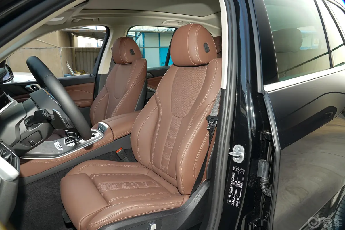 宝马X5(进口)xDrive40i M运动套装驾驶员座椅
