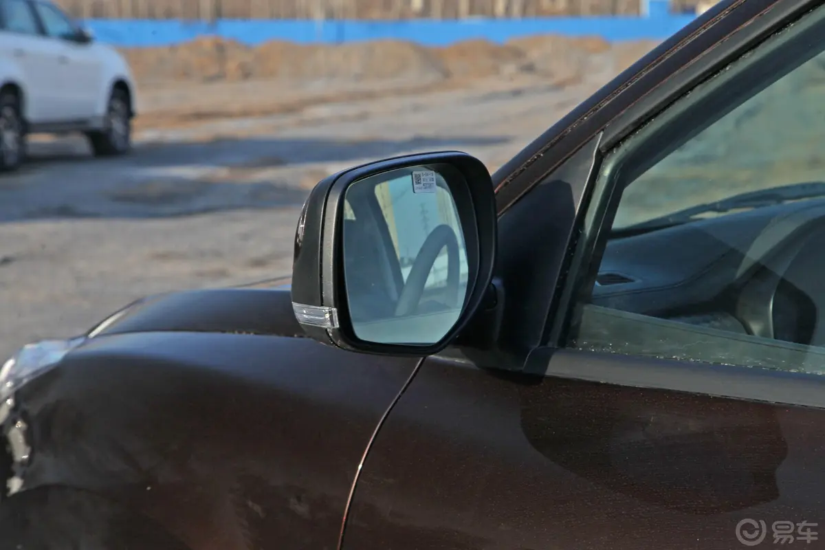 宝典低货台 1.8T 手动 两驱 长轴舒享版 汽油后视镜镜面