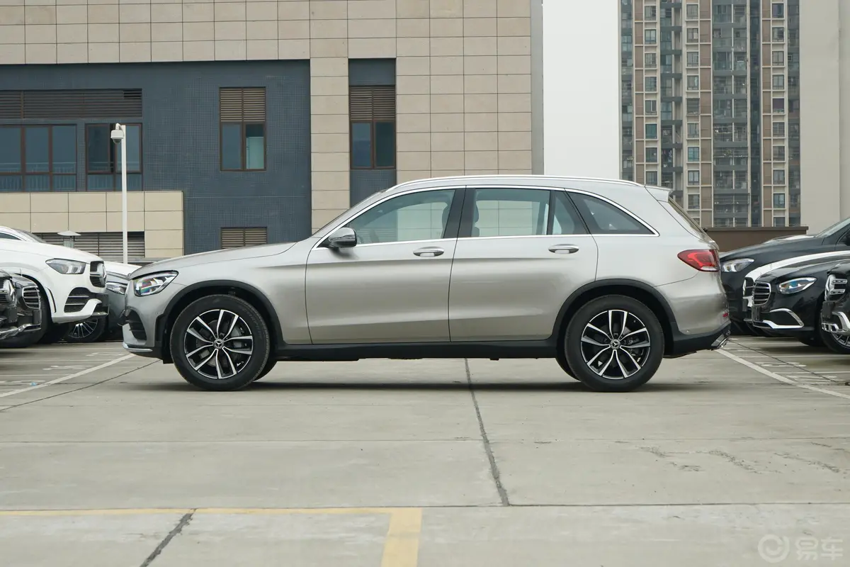 奔驰GLCGLC 260 L 4MATIC 豪华型外观