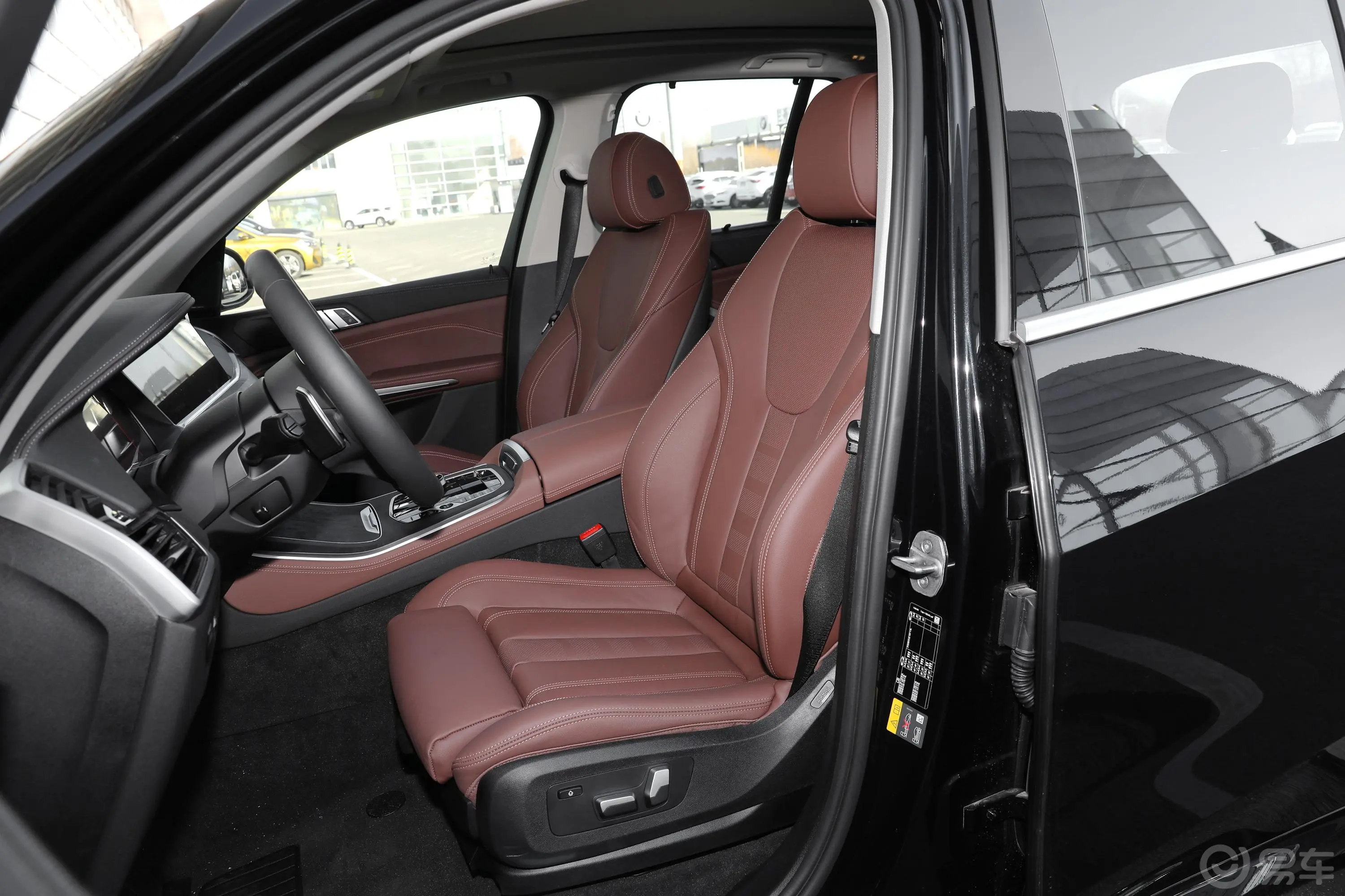 宝马X5 插电混动(进口)xDrive45e M运动套装驾驶员座椅