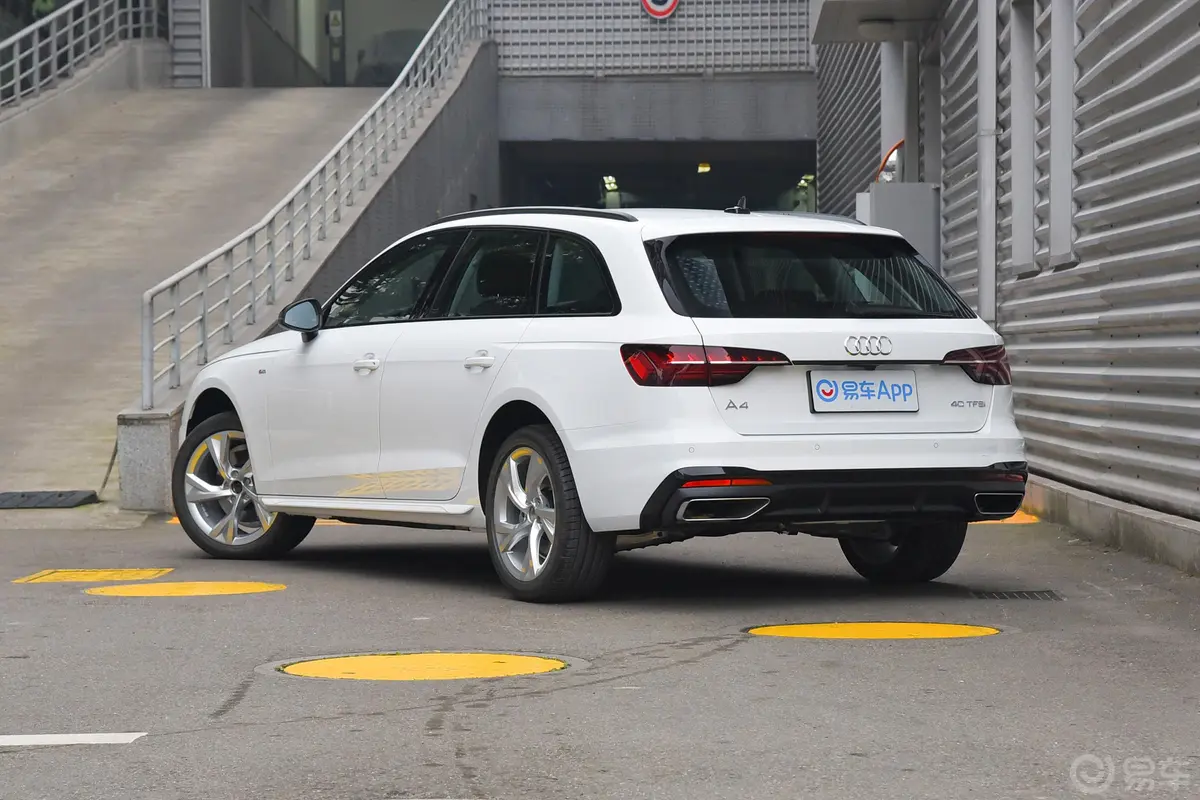 奥迪A4(进口)Avant 40 TFSI 时尚动感型外观