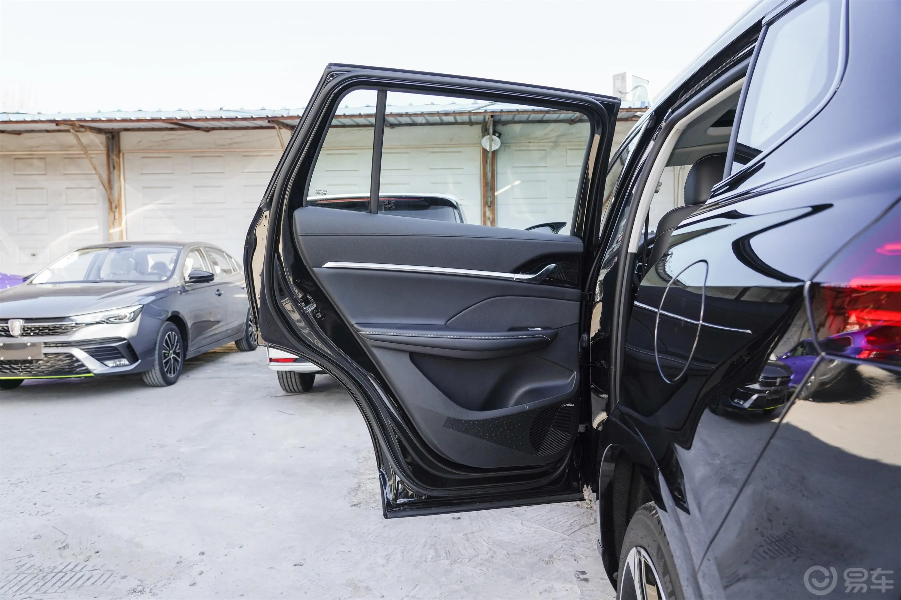 荣威RX5 MAX1.5T 有为豪华版驾驶员侧后车门