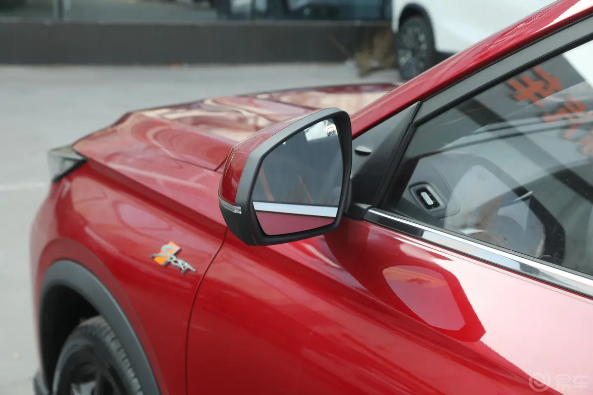 长安欧尚X5运动版 1.5T 双离合旋风冲锋型后视镜镜面