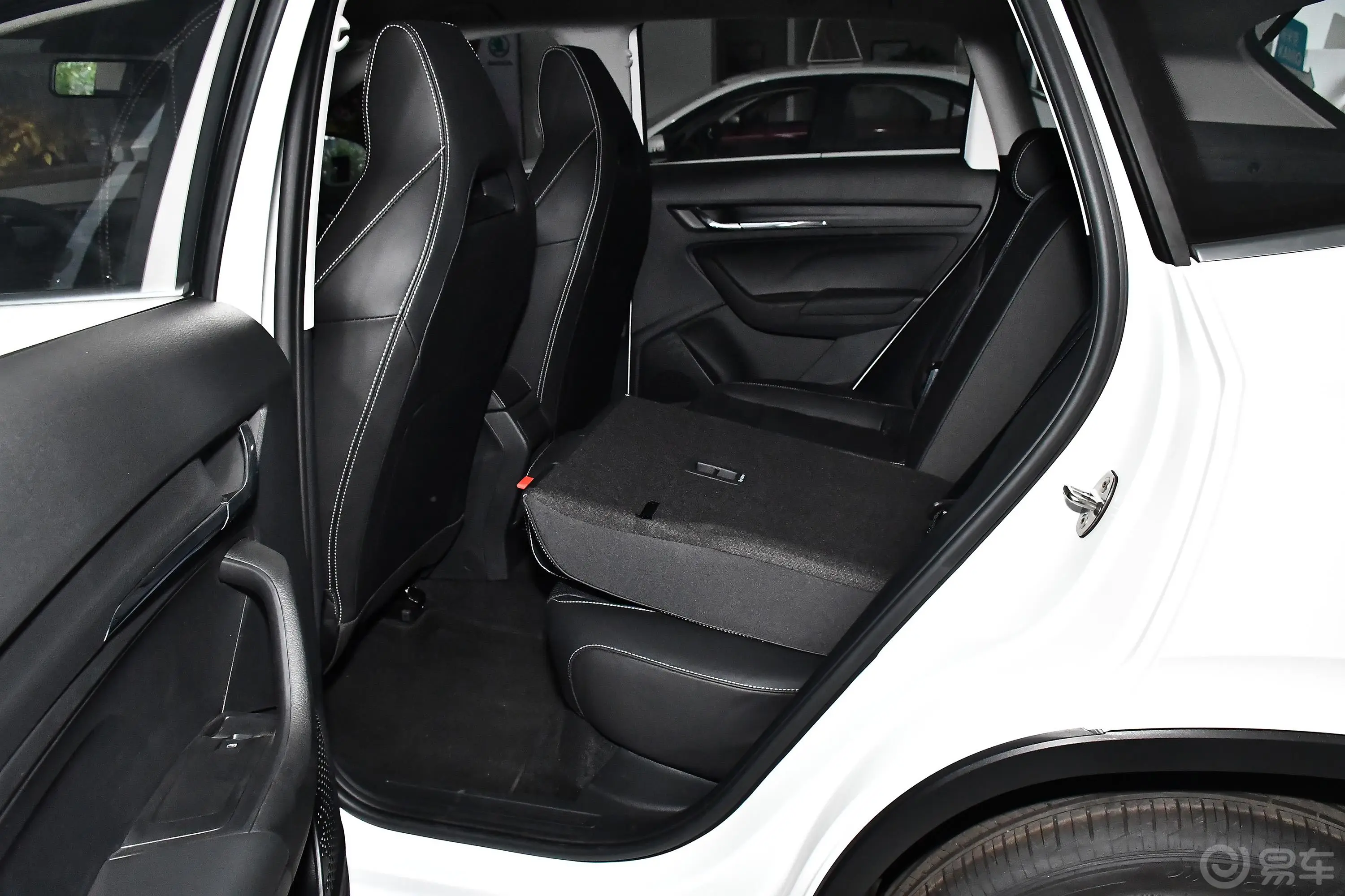 柯米克GT 1.5L 自动舒适版空间