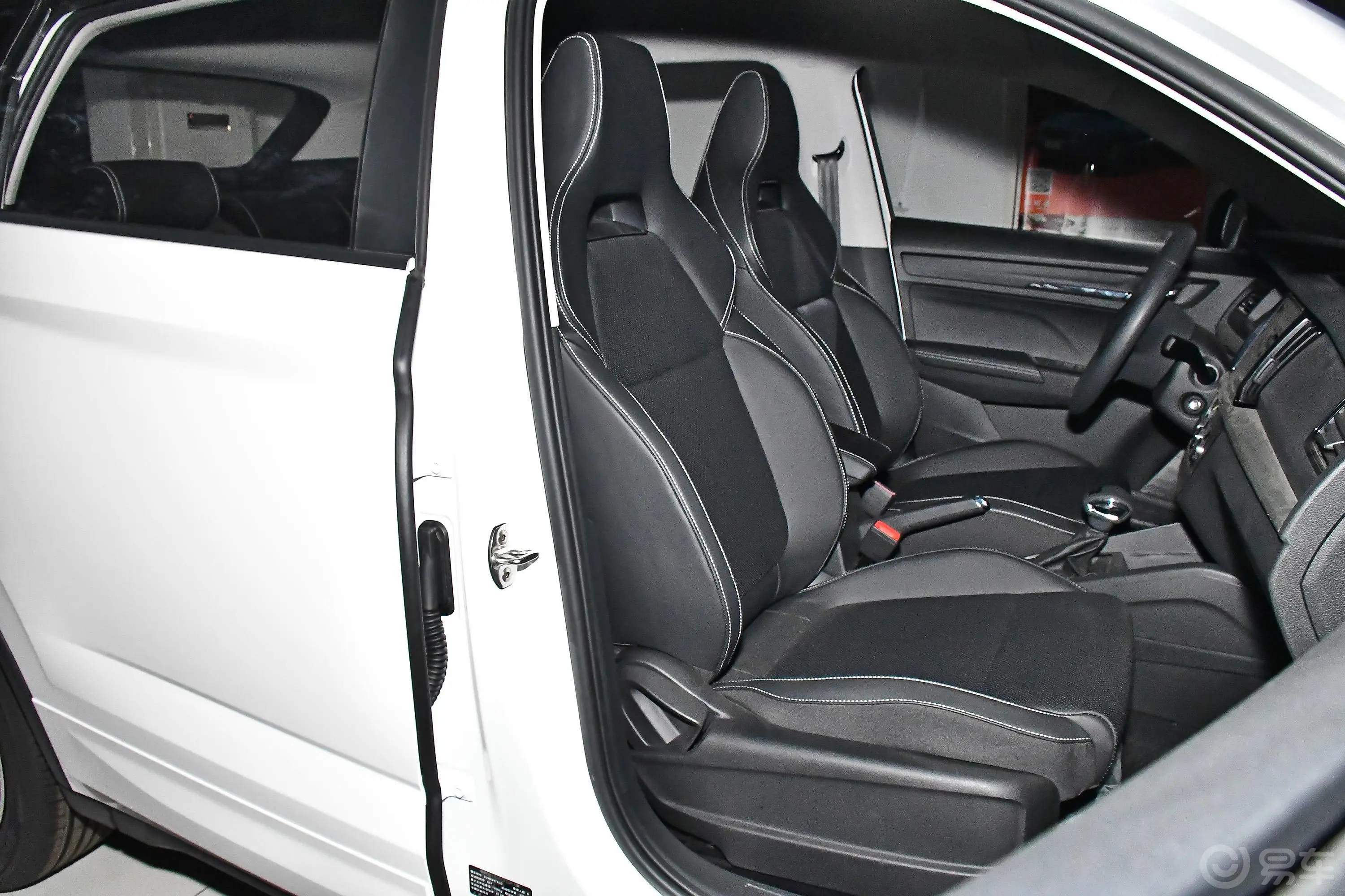 柯米克GT 1.5L 自动舒适版副驾驶座椅