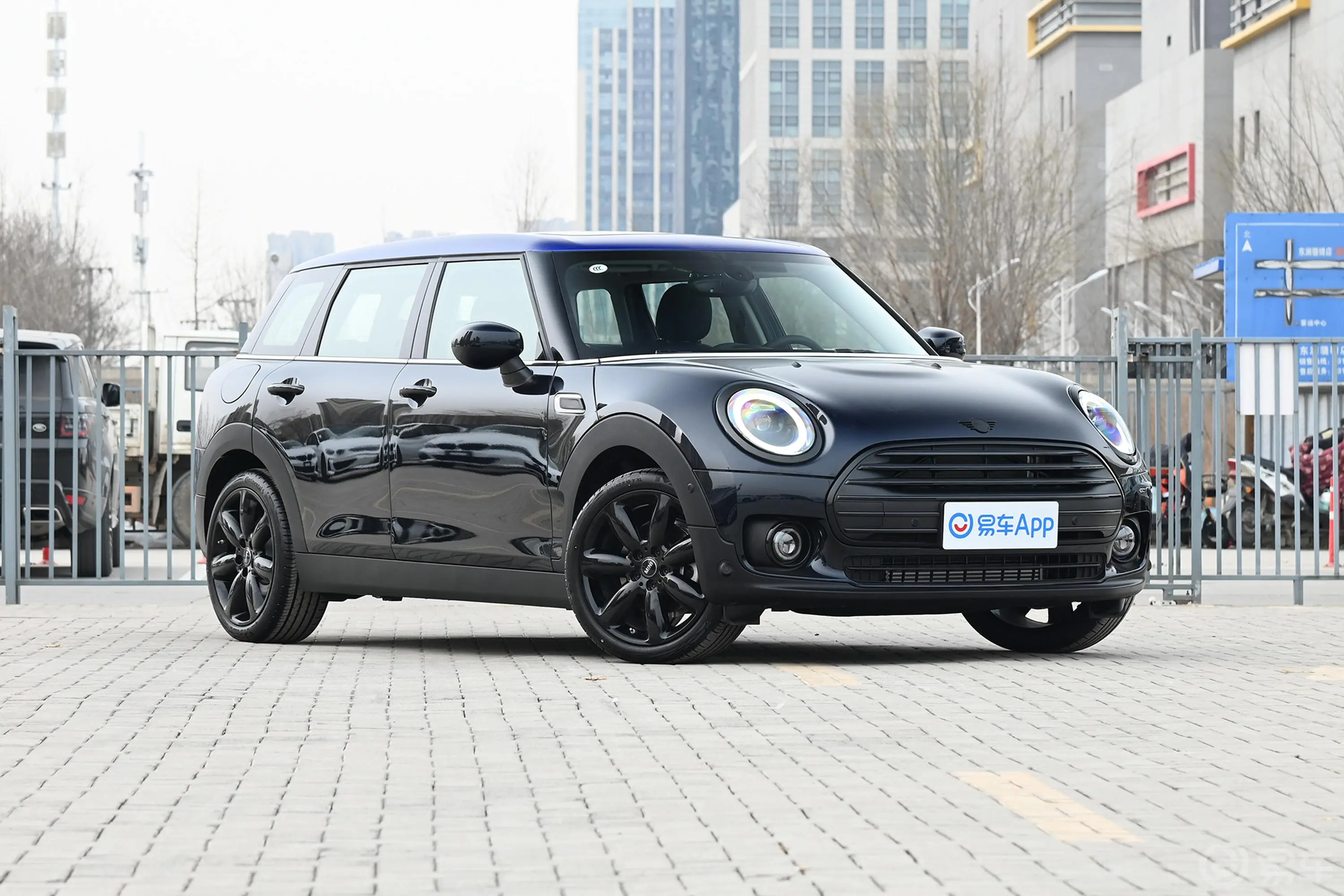 MINI CLUBMAN1.5T COOPER BRICK LANE 限量版车辆信息铭牌