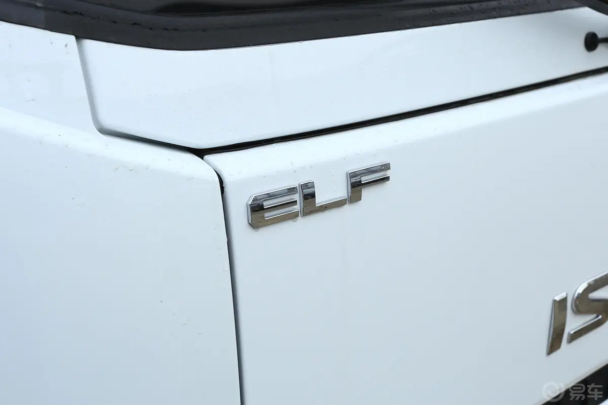 翼放ECEC5 货厢 2.8T 双排气刹 标准版 国VI外观