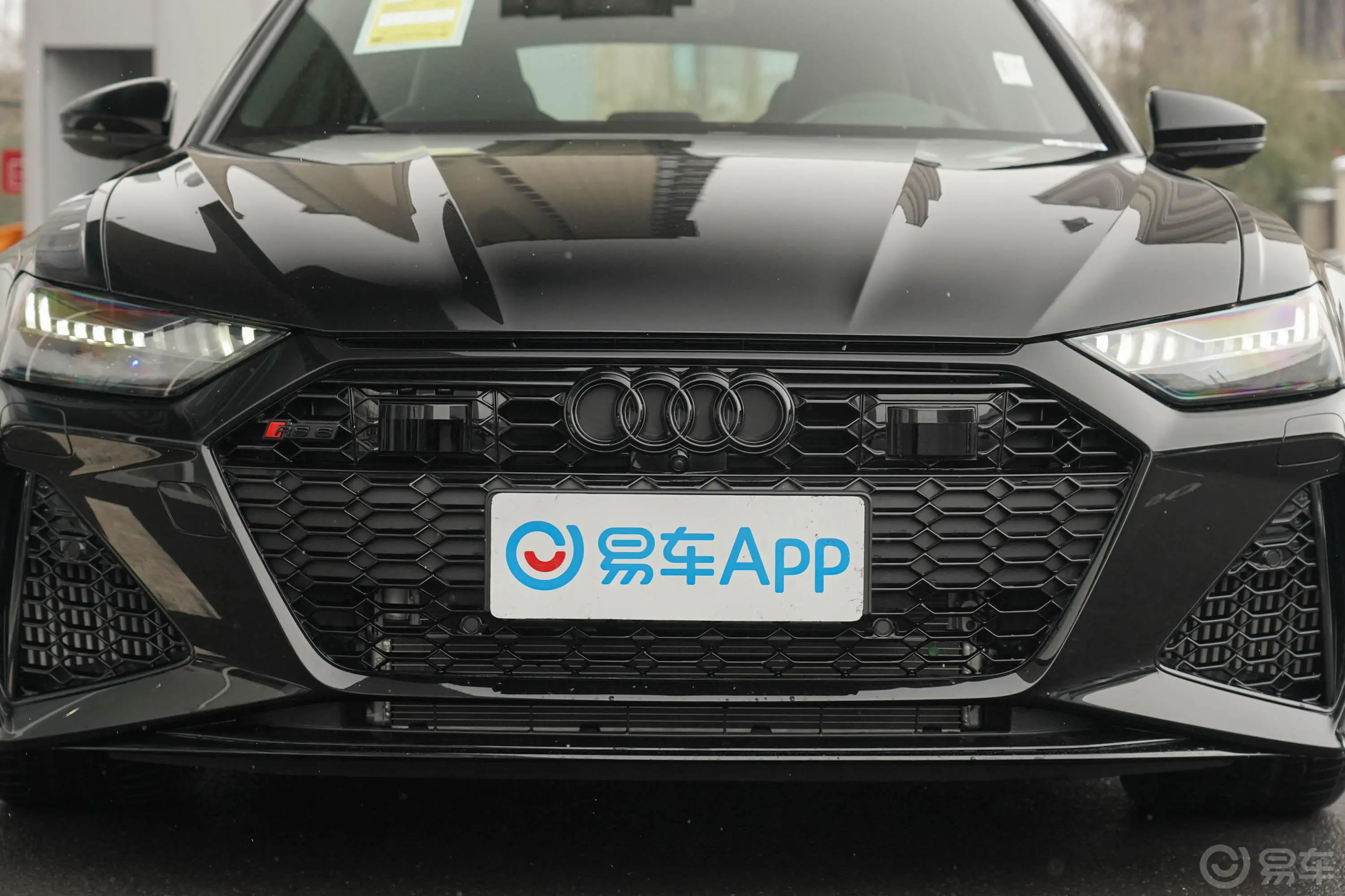 奥迪RS 64.0T Avant外观细节