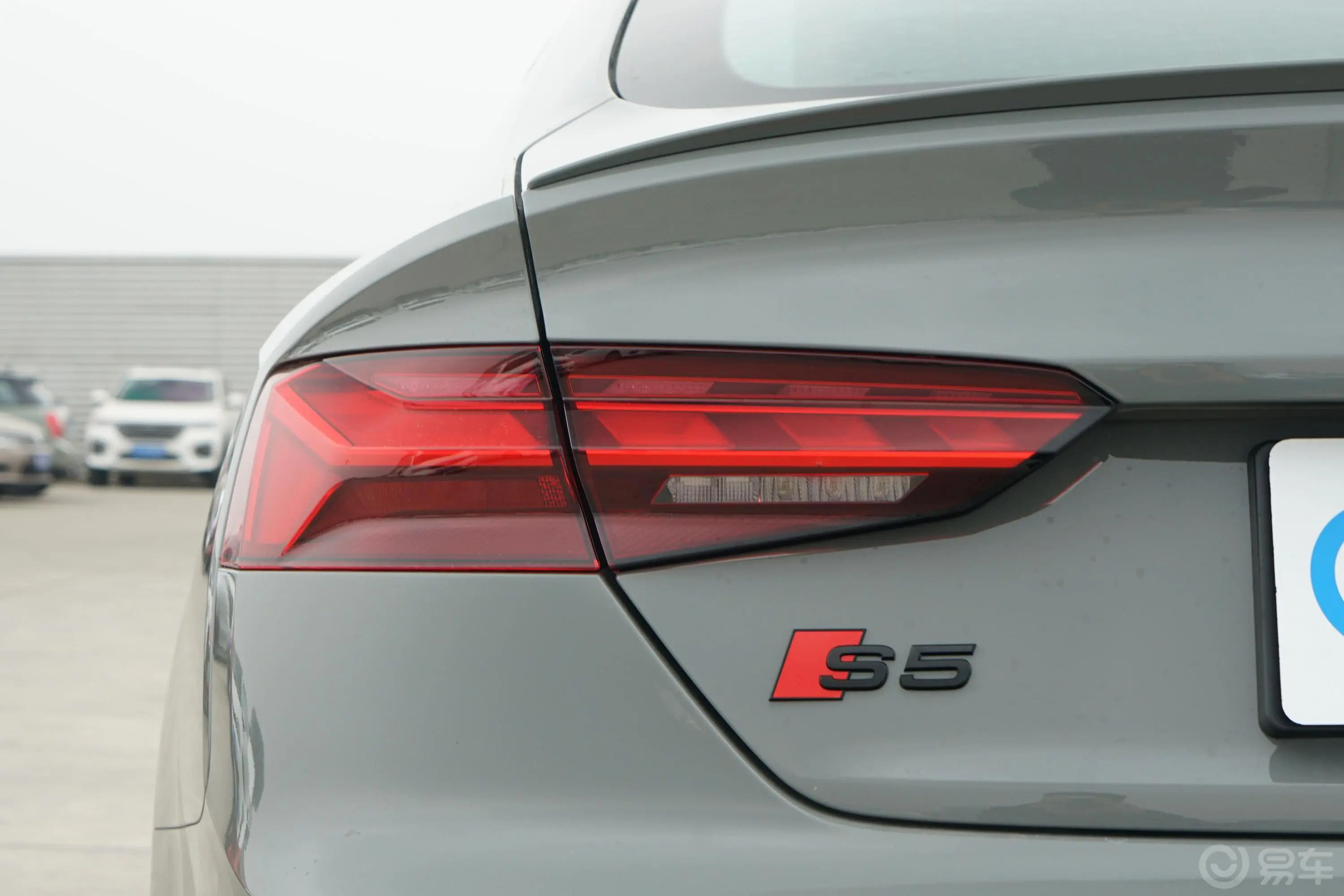 奥迪S53.0T Sportback外观